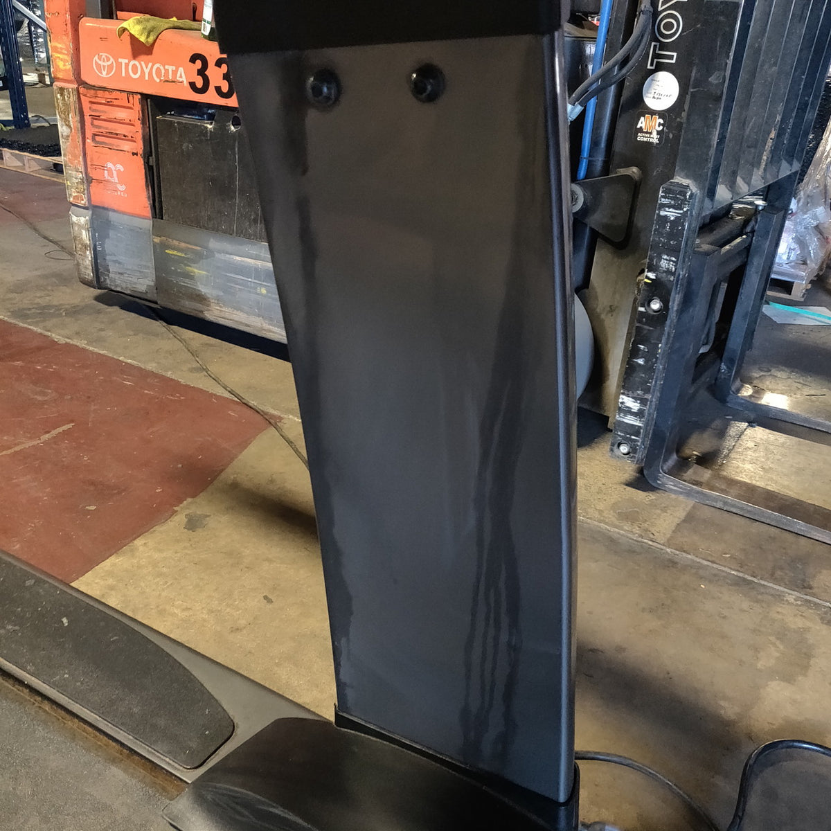 Life Fitness Discover SE3 95T Treadmill