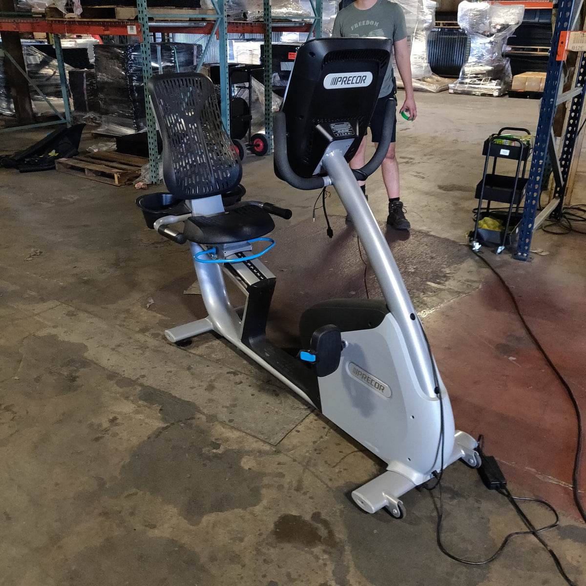 Precor RBK 885 Recumbent Bike w/ P82 Console