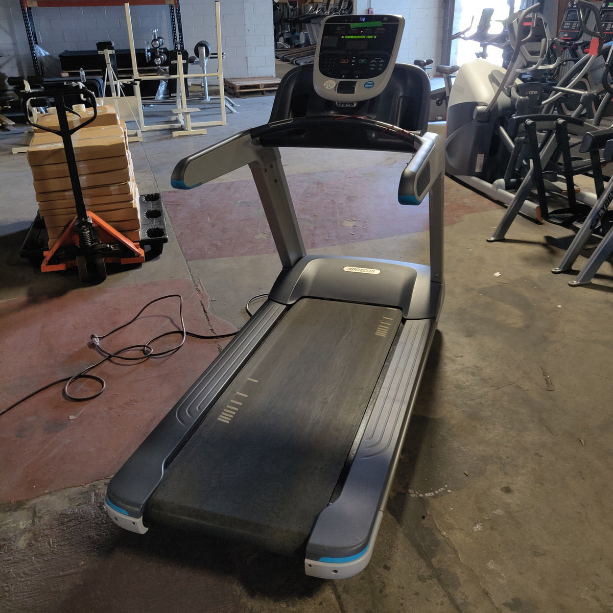 Precor TRM 835 Treadmill w/P30 Console