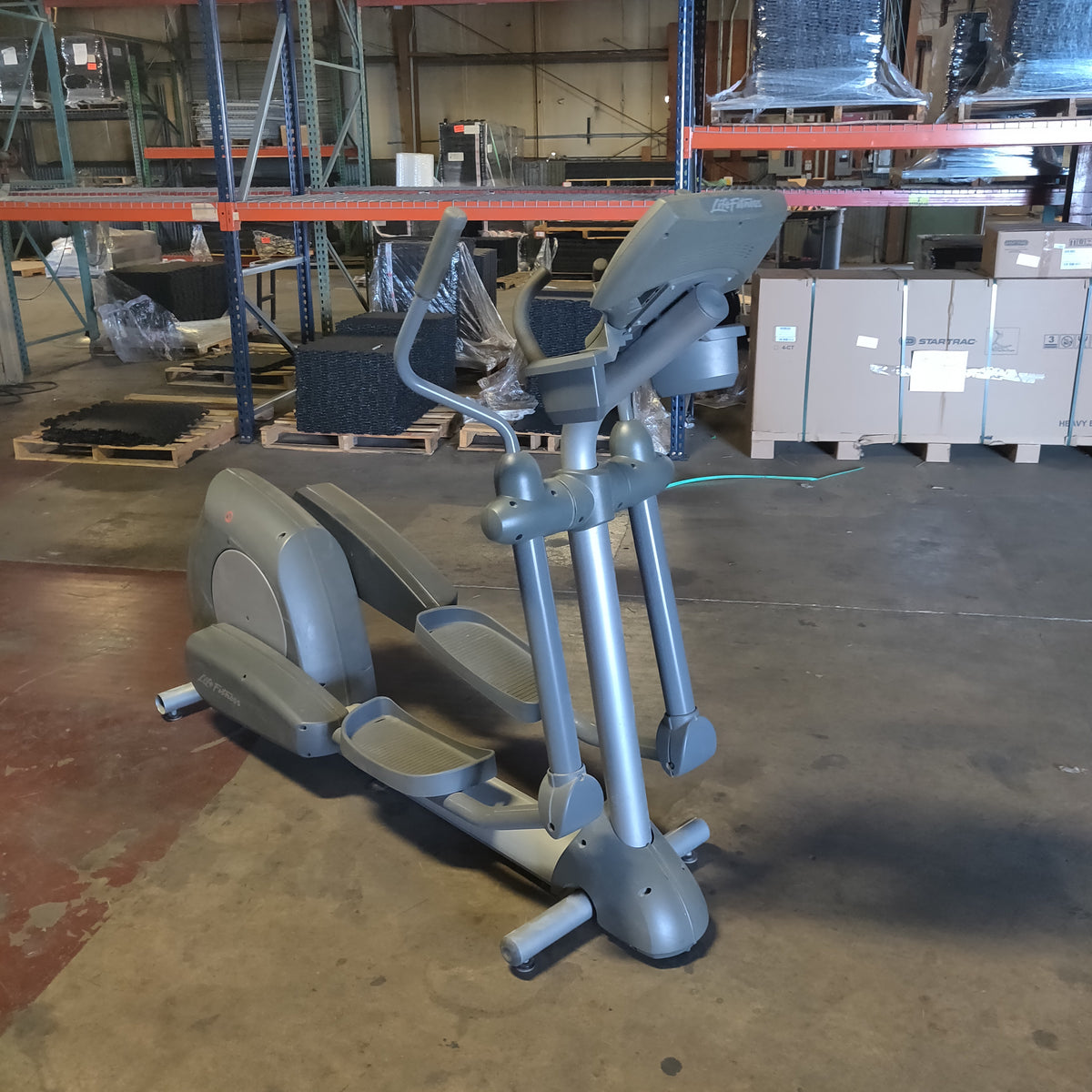 Life Fitness 91x Elliptical Cross-Trainer