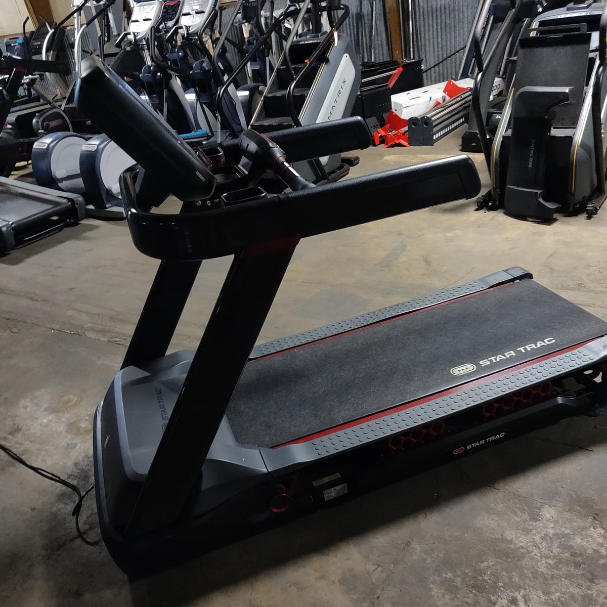 Star Trac FreeRunner™ 10TRx Treadmill w/ Touchscreen Console