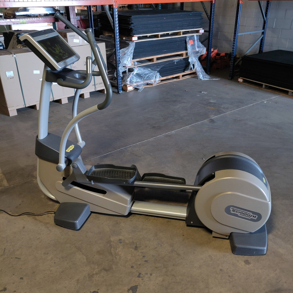Technogym Synchro Excite 700 Elliptical w/ Unity 1.0 Console