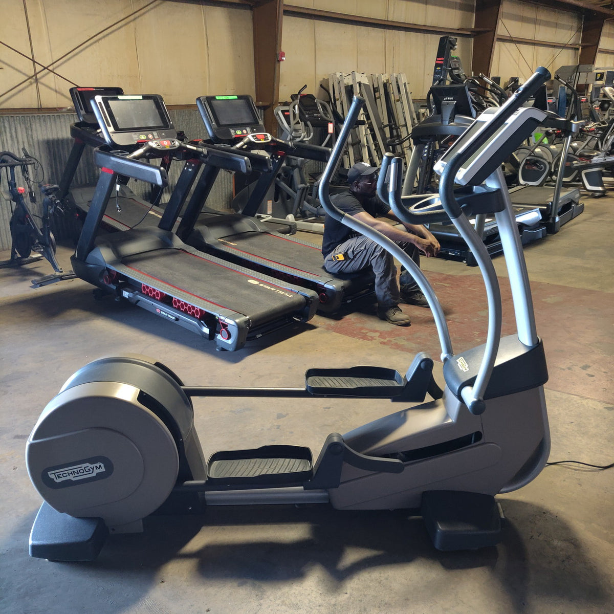 Technogym Synchro Excite 700 Elliptical w/ Unity 1.0 Console