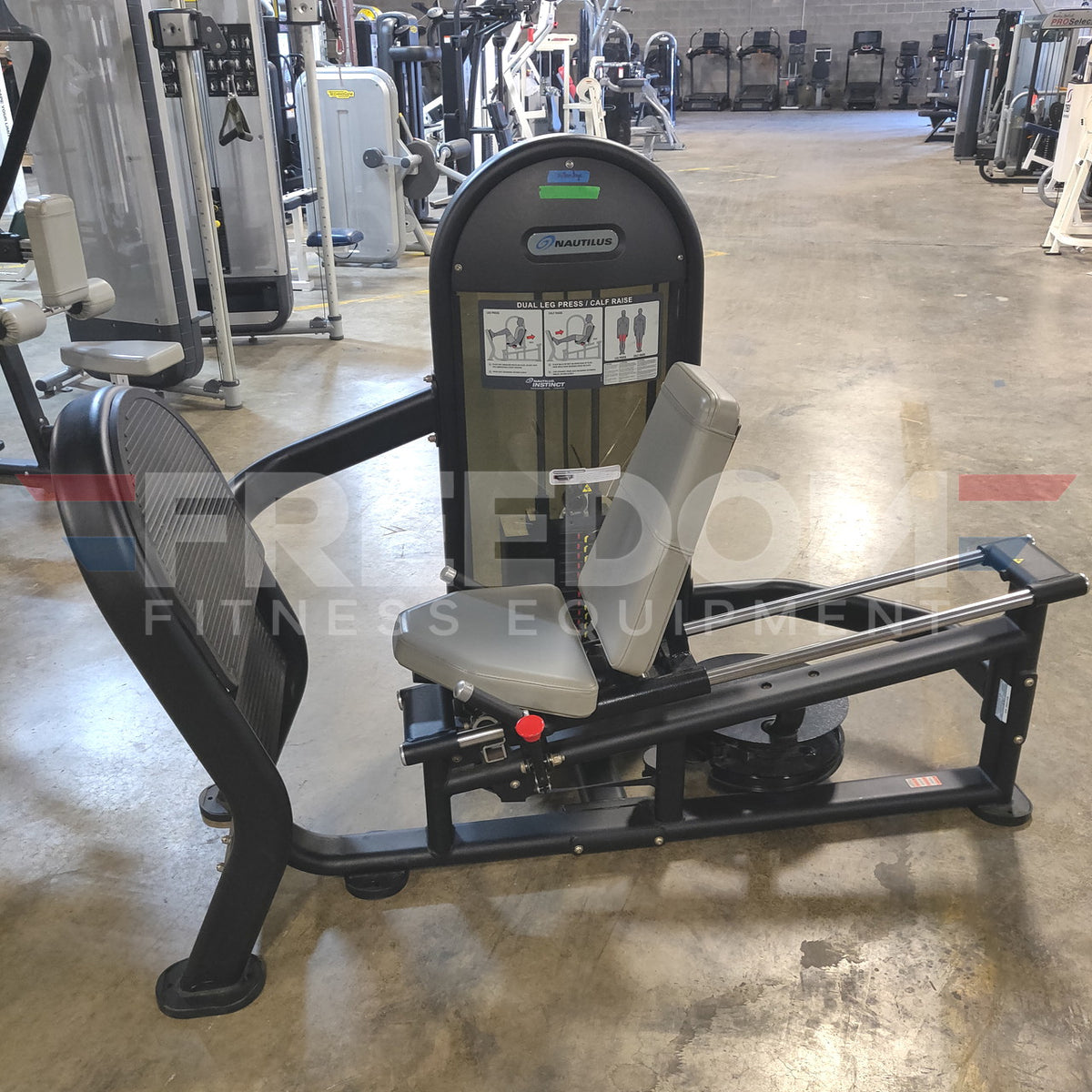 Nautilus Instinct Dual Leg Press/Calf Raise