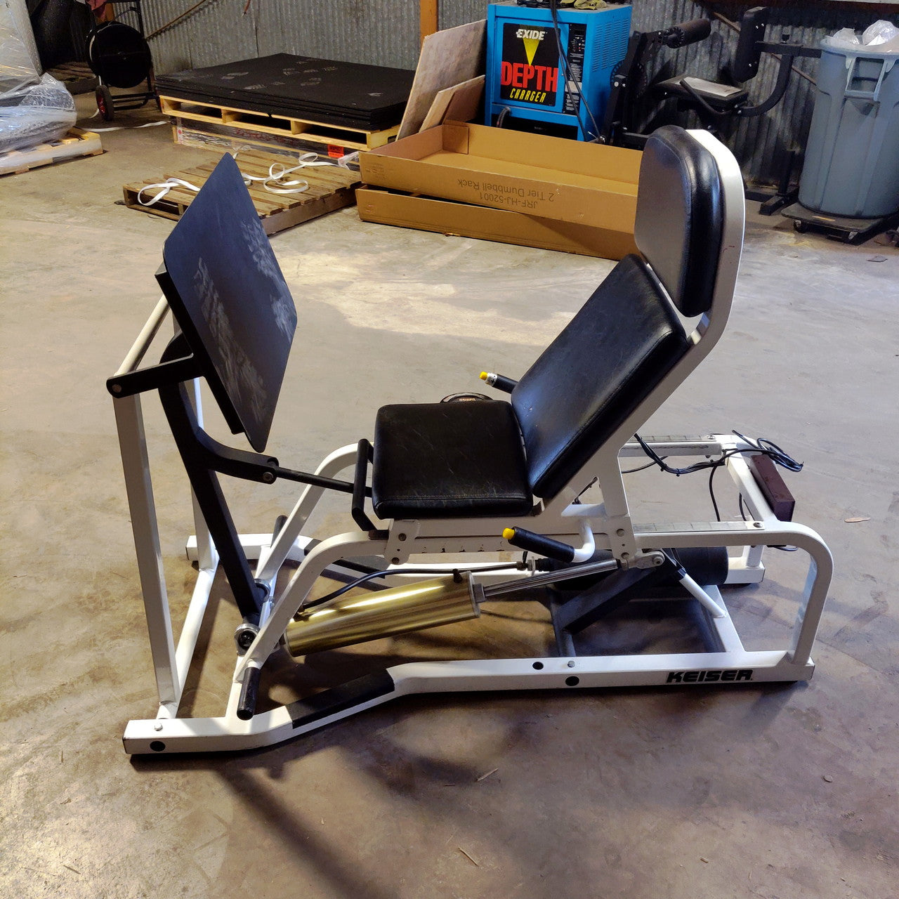 Keiser 10 Piece Strength Circuit Pneumatic with Air Compressor