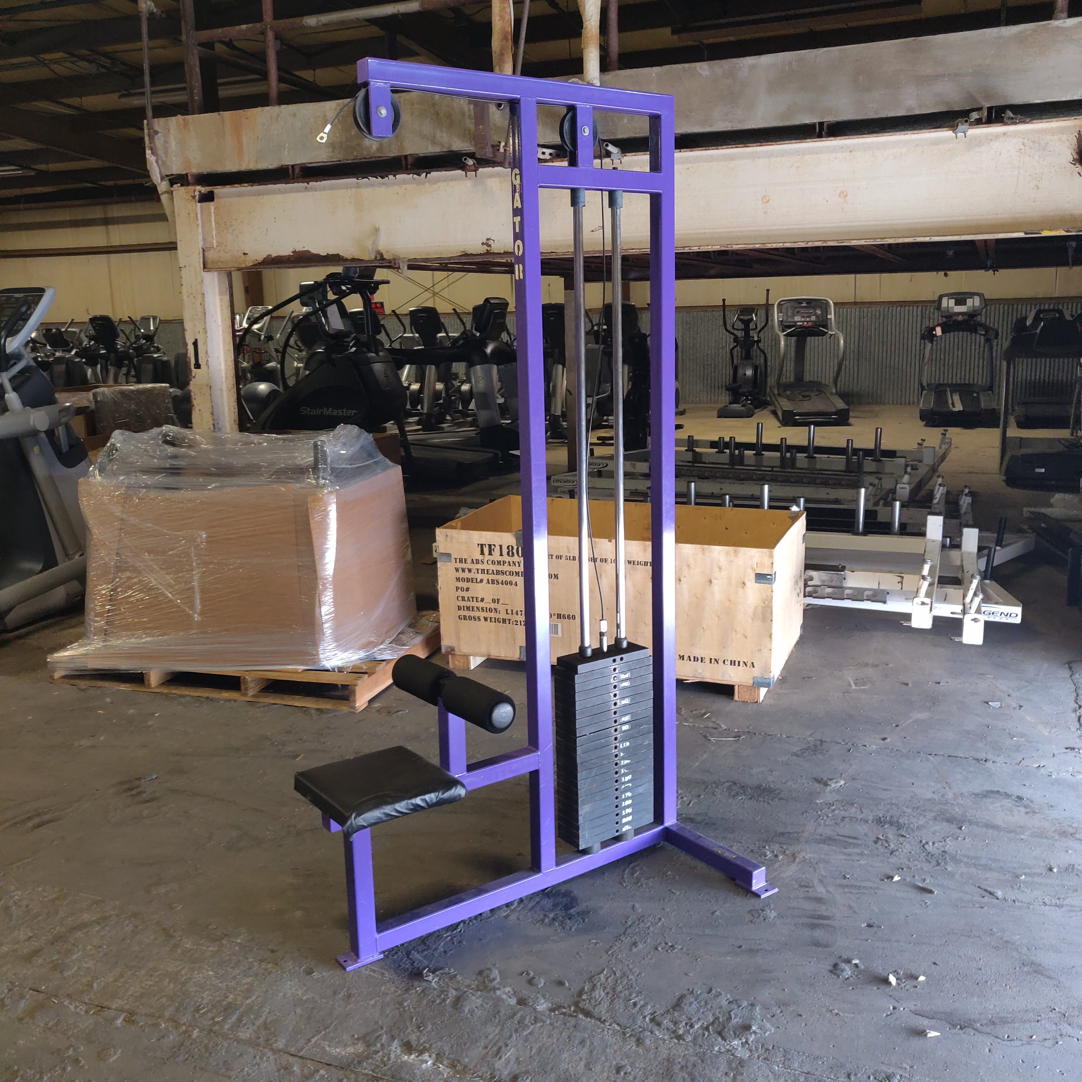 Lat Pulldown Machine with 210lb Weight Stack