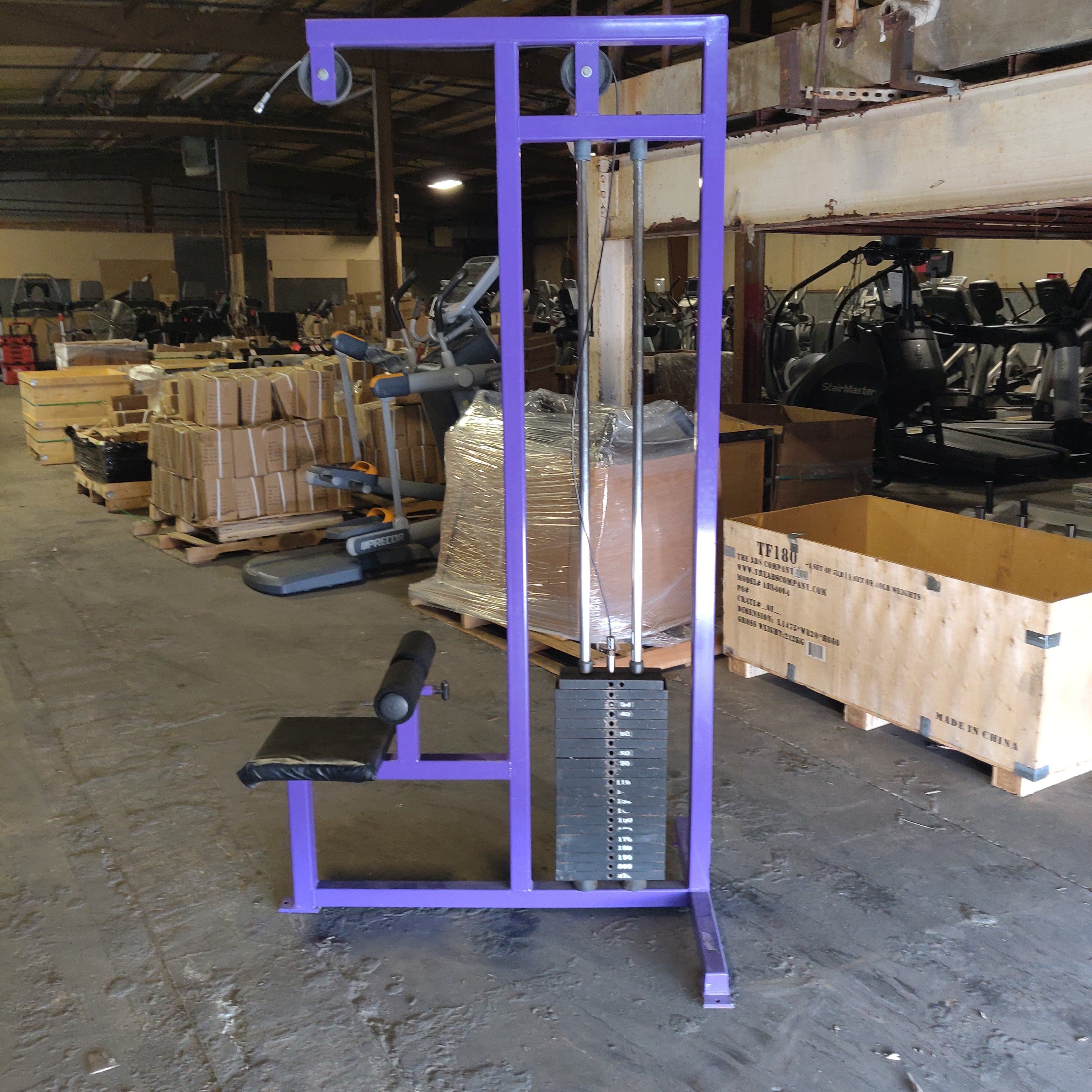 Lat Pulldown Machine with 210lb Weight Stack