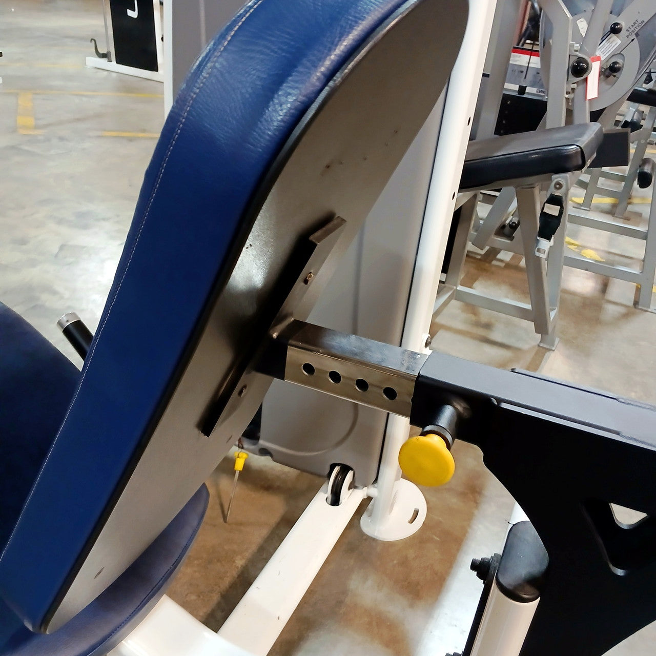 Legend Fitness SelectEDGE Leg Extension (1108)