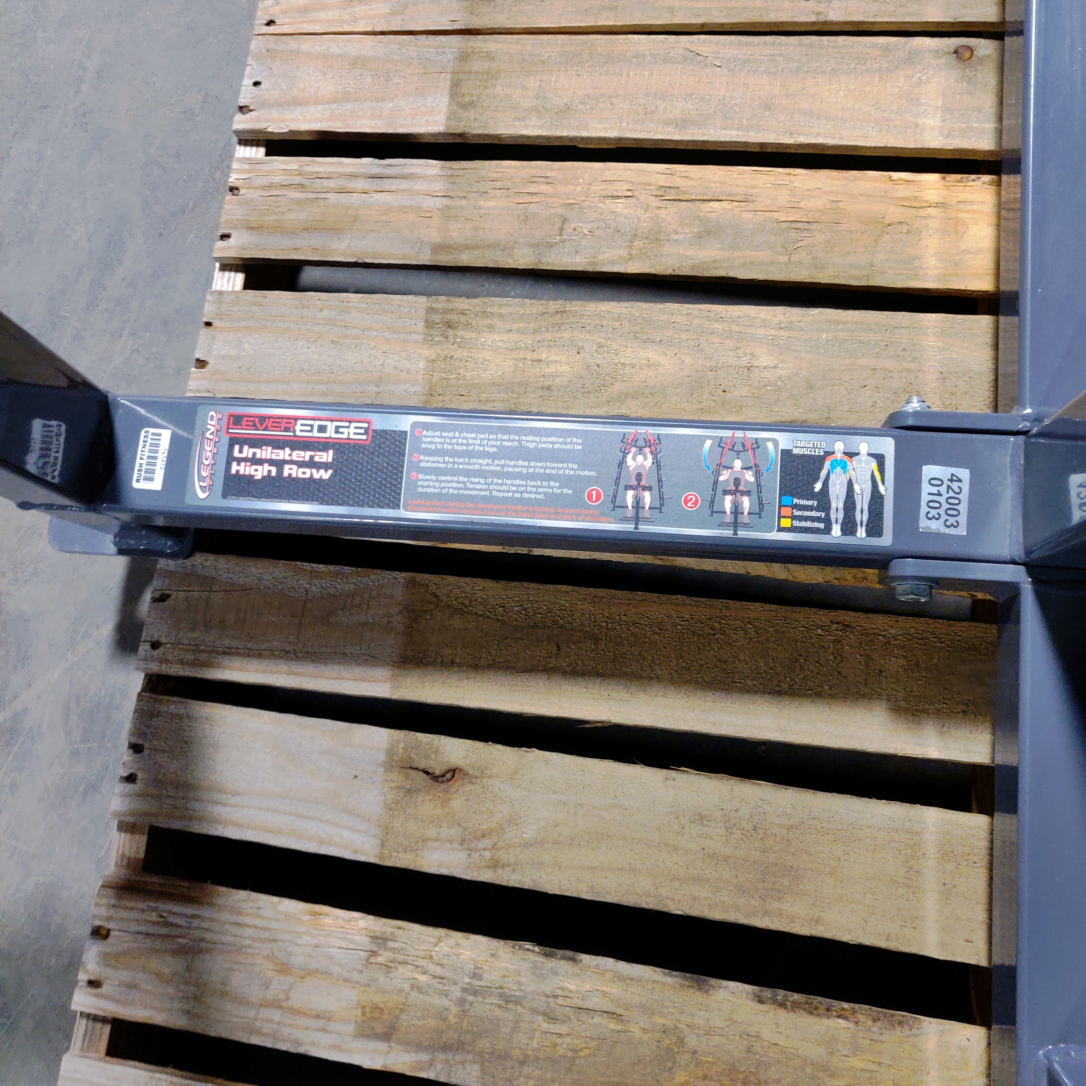 Legend Fitness Unilateral Diverging High Row Plate Loaded