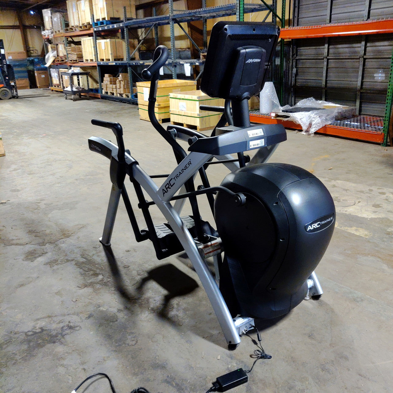 Life Fitness Arc Trainer Total Body with Smartscreen