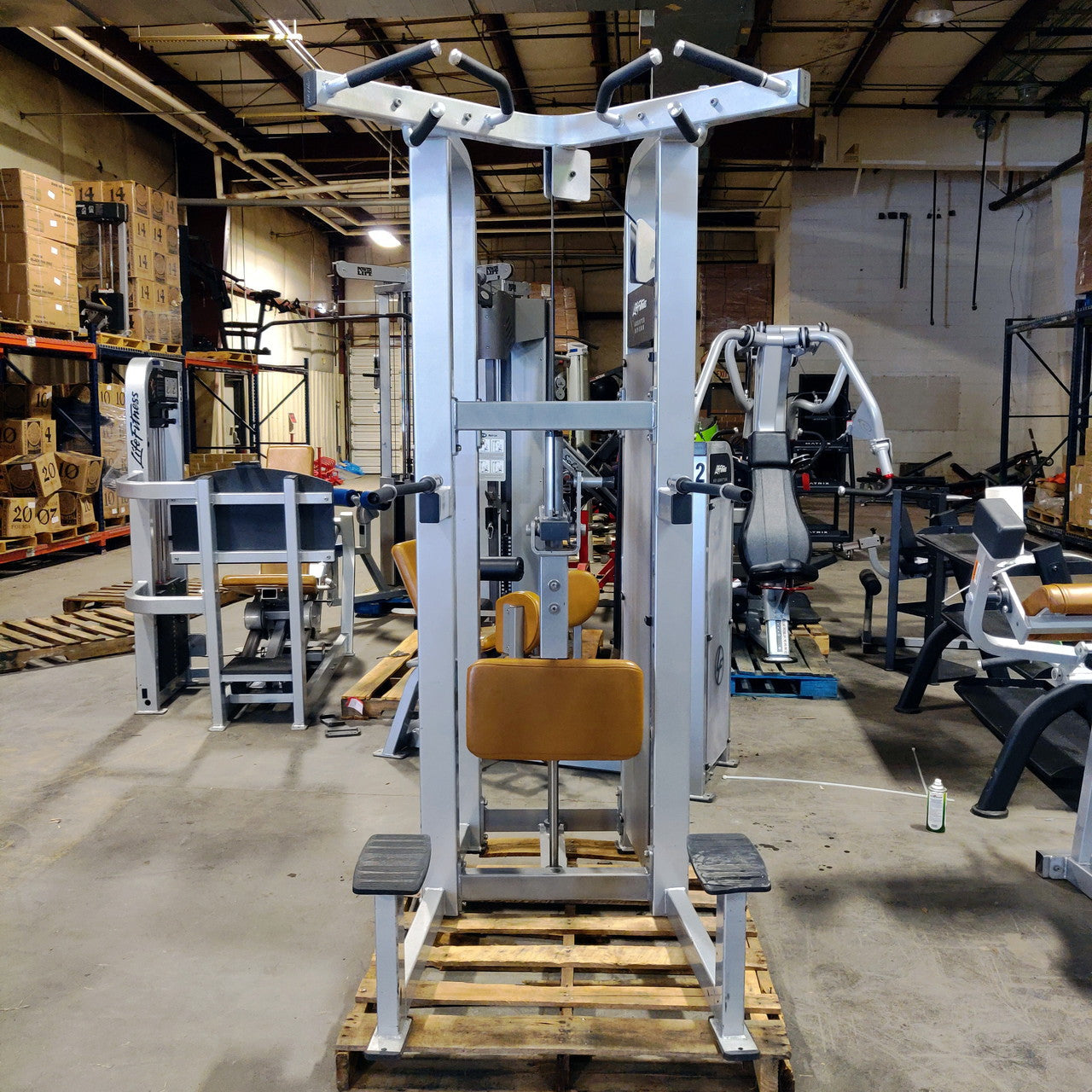 Life Fitness Assisted Dip Chin-Up Pro2 Series