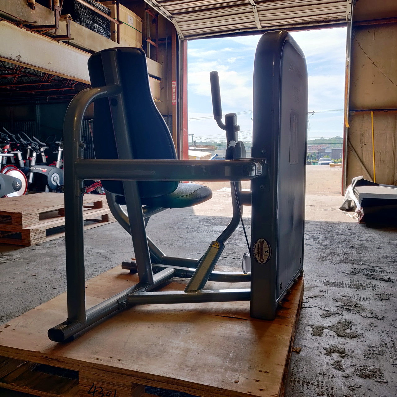Life Fitness Chest Press Circuit Series