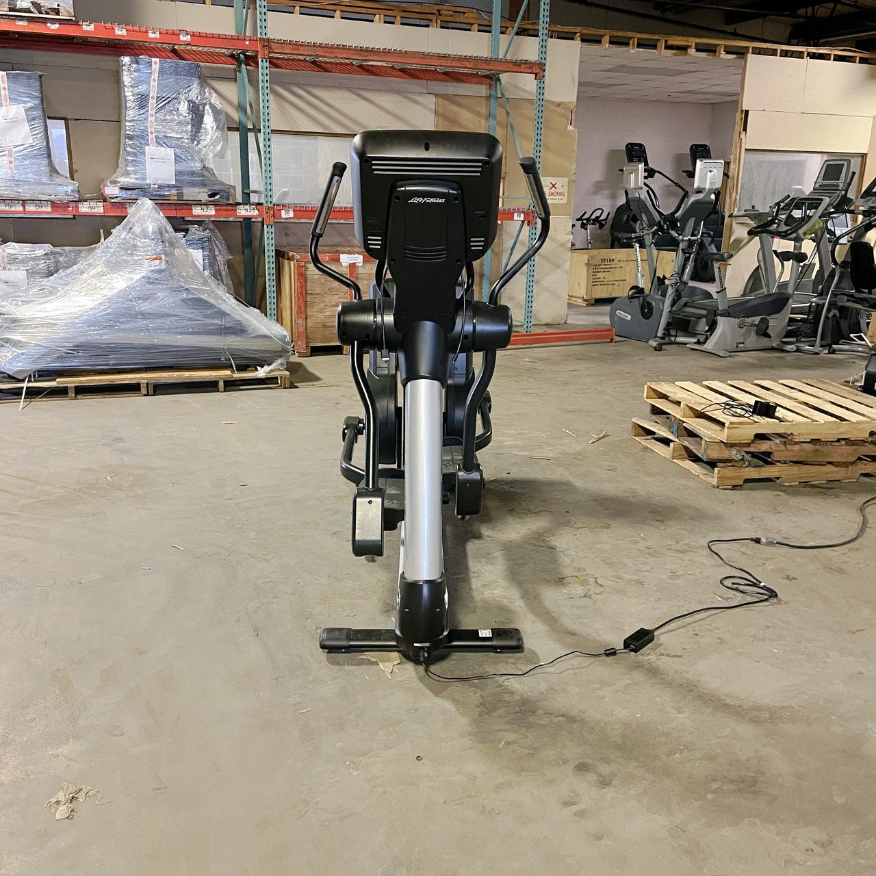 Life Fitness Elliptical 95XS with Fully Interactive Display