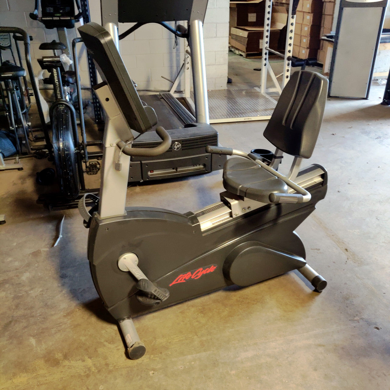 Life Fitness Integrity CLST Recumbent Bike