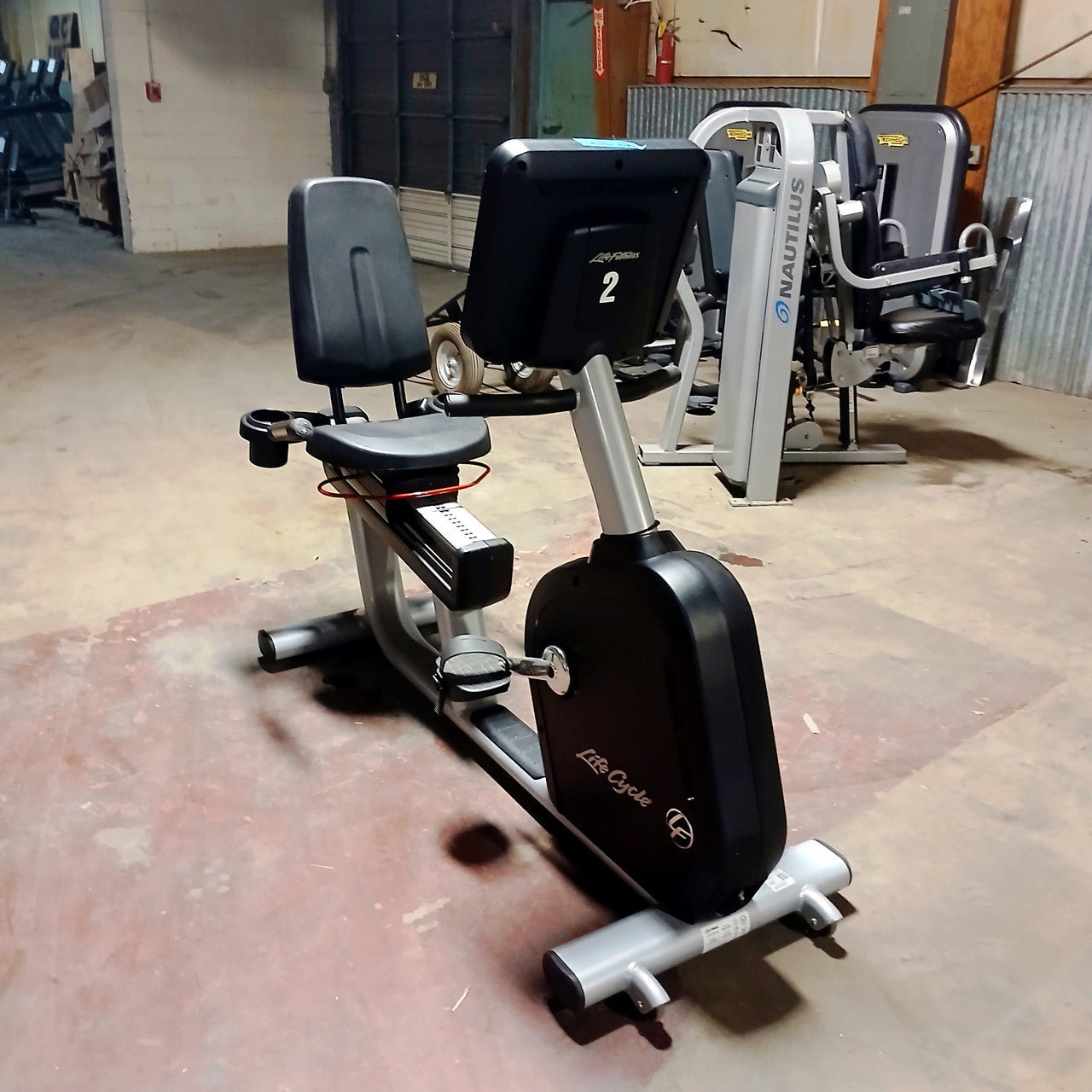 Life Fitness Integrity Lifecycle Recumbent w/ X Console