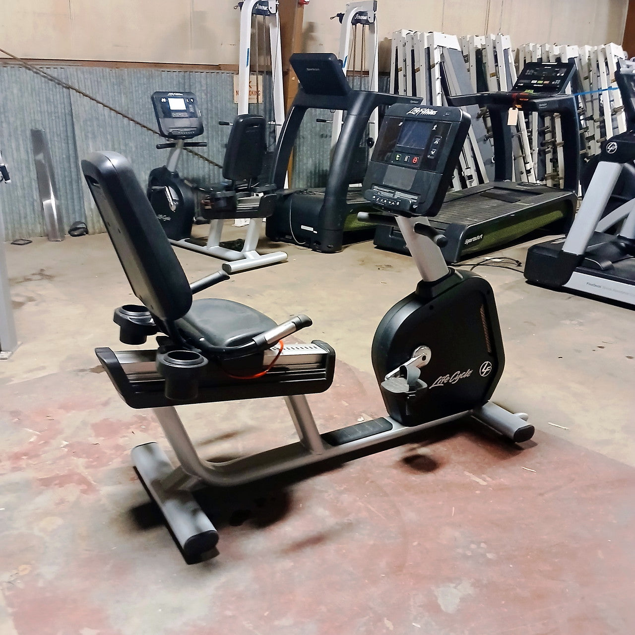 Life Fitness Integrity Lifecycle Recumbent w/ X Console