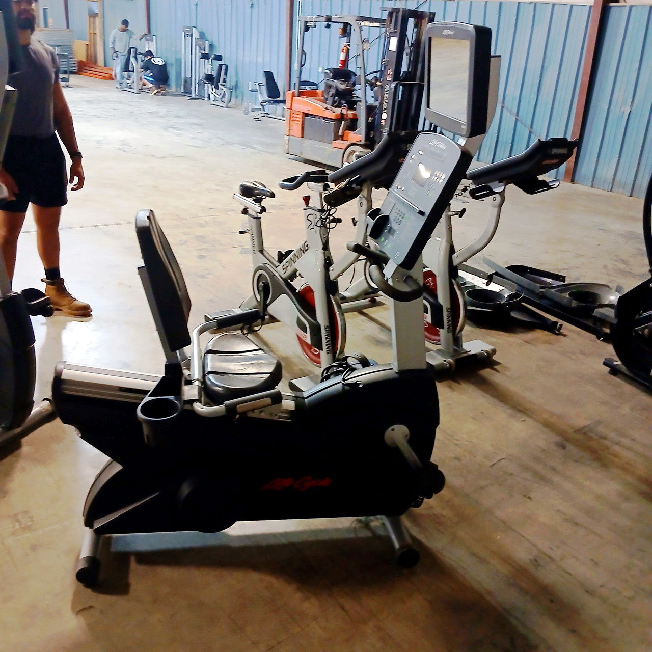 Life Fitness Integrity Series CLSR Recumbent Bike