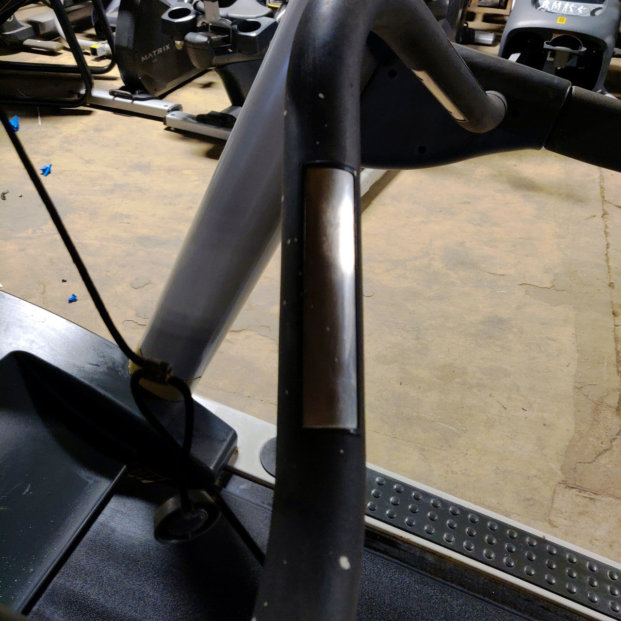 Life Fitness Integrity Series Treadmill CLST