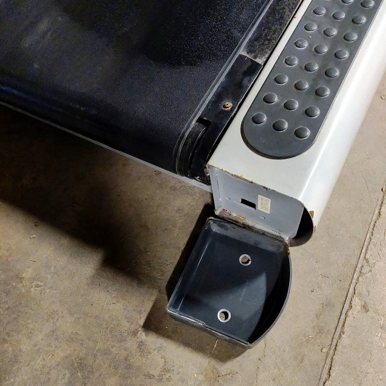 Life Fitness Integrity Series Treadmill CLST