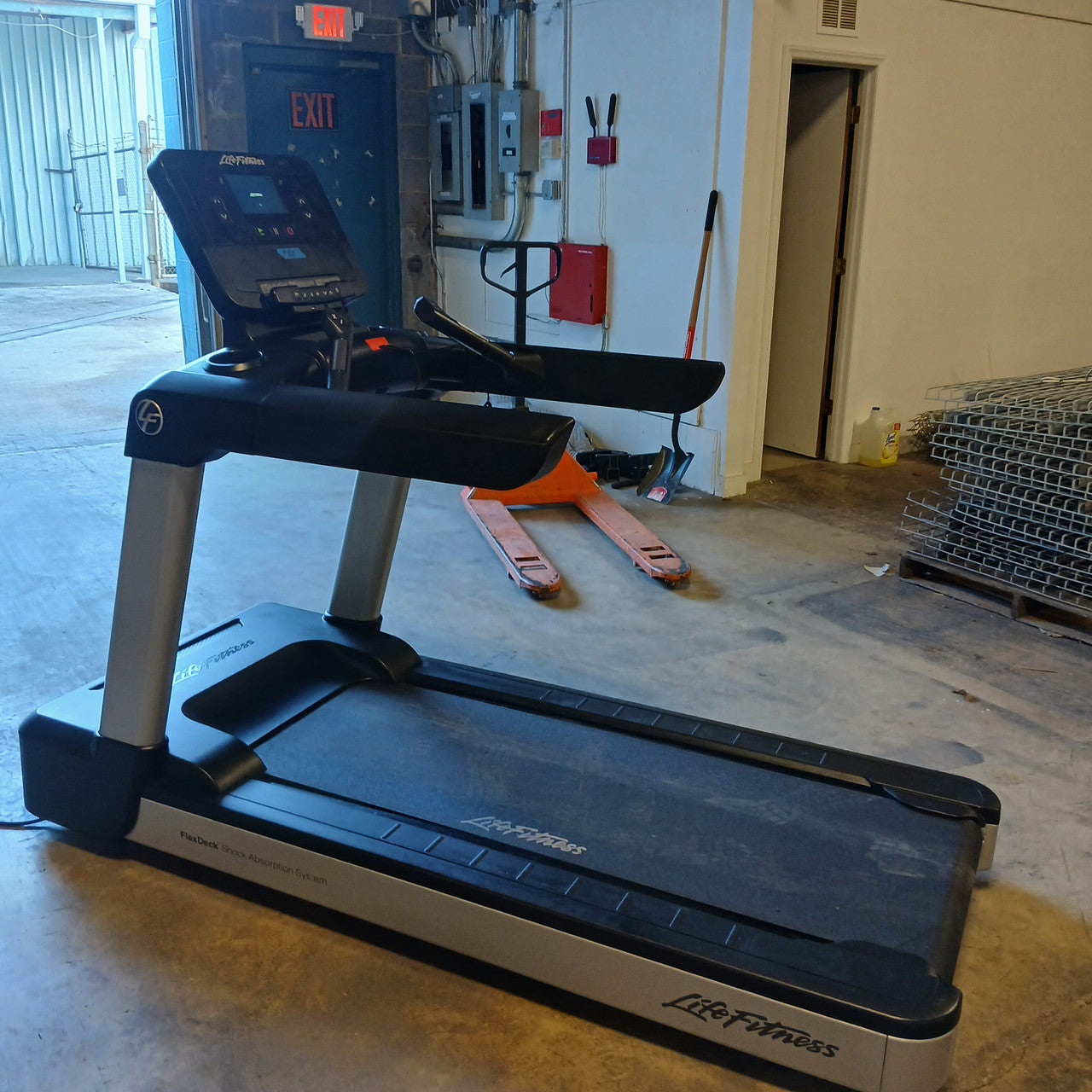 Life Fitness Integrity Treadmill W/ X Console