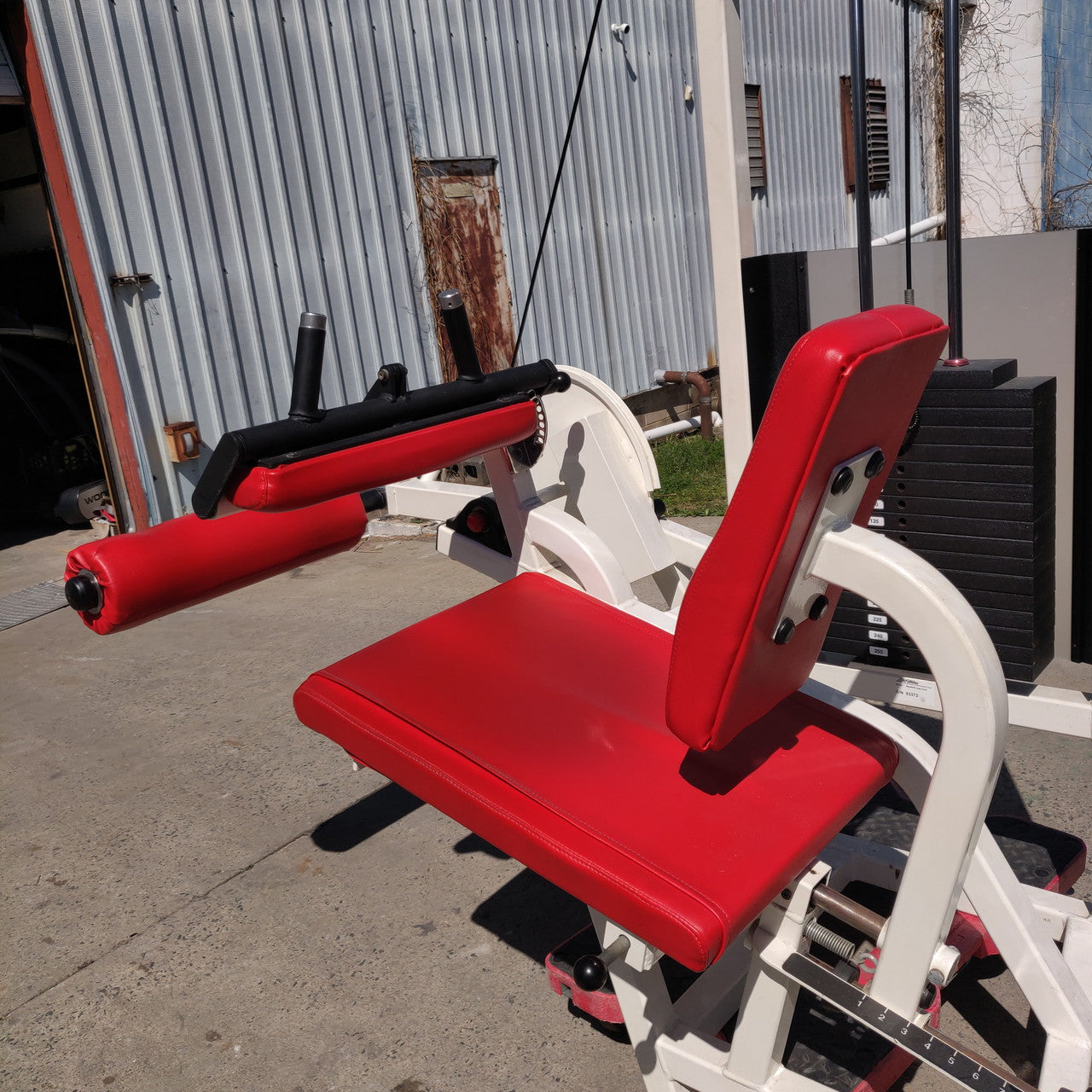 Life Fitness Pro1 Seated Leg Curl