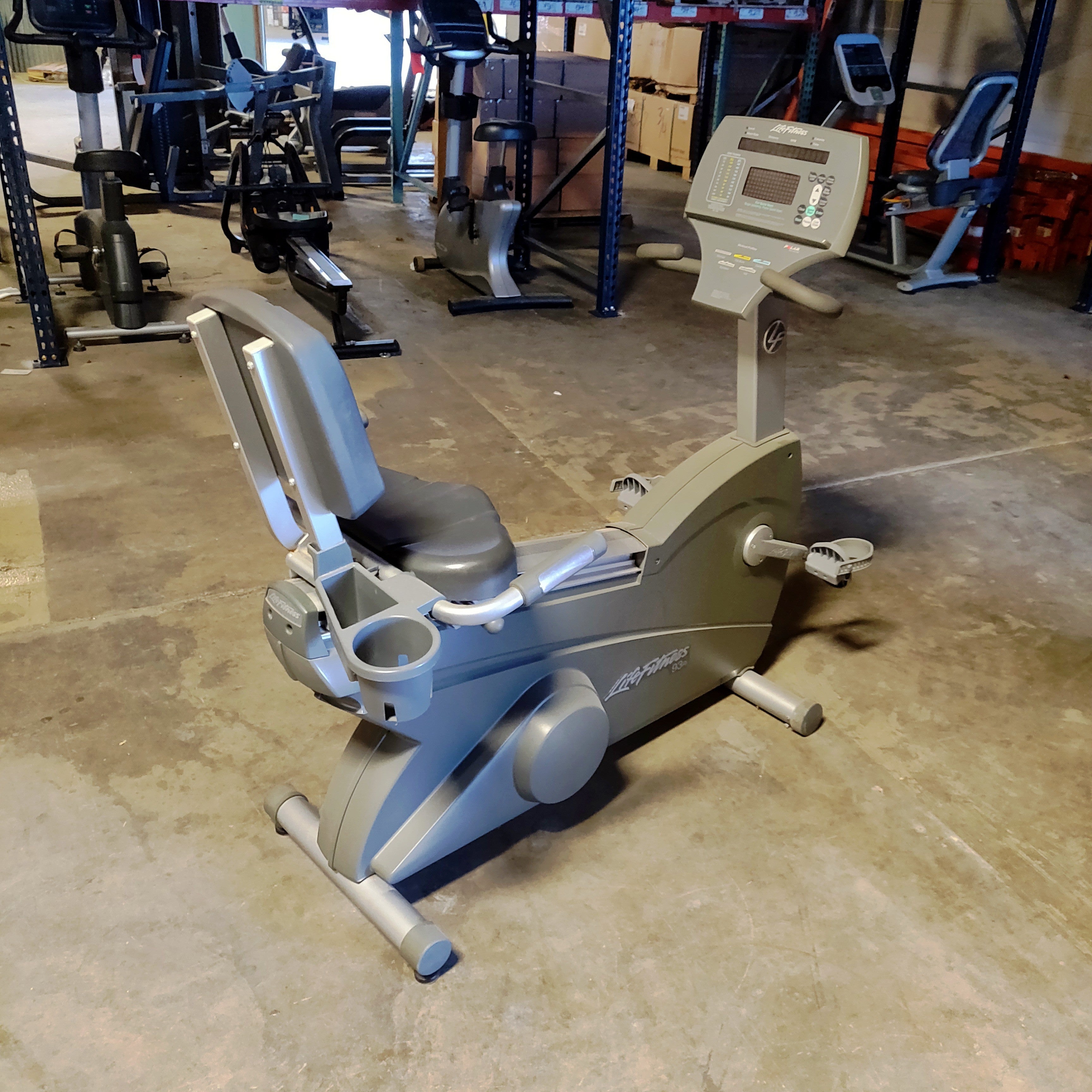 Life fitness 93r recumbent bike sale