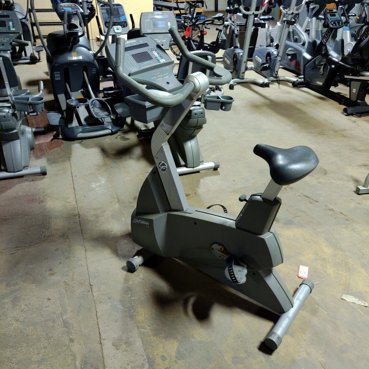 Life fitness 93c upright bike sale