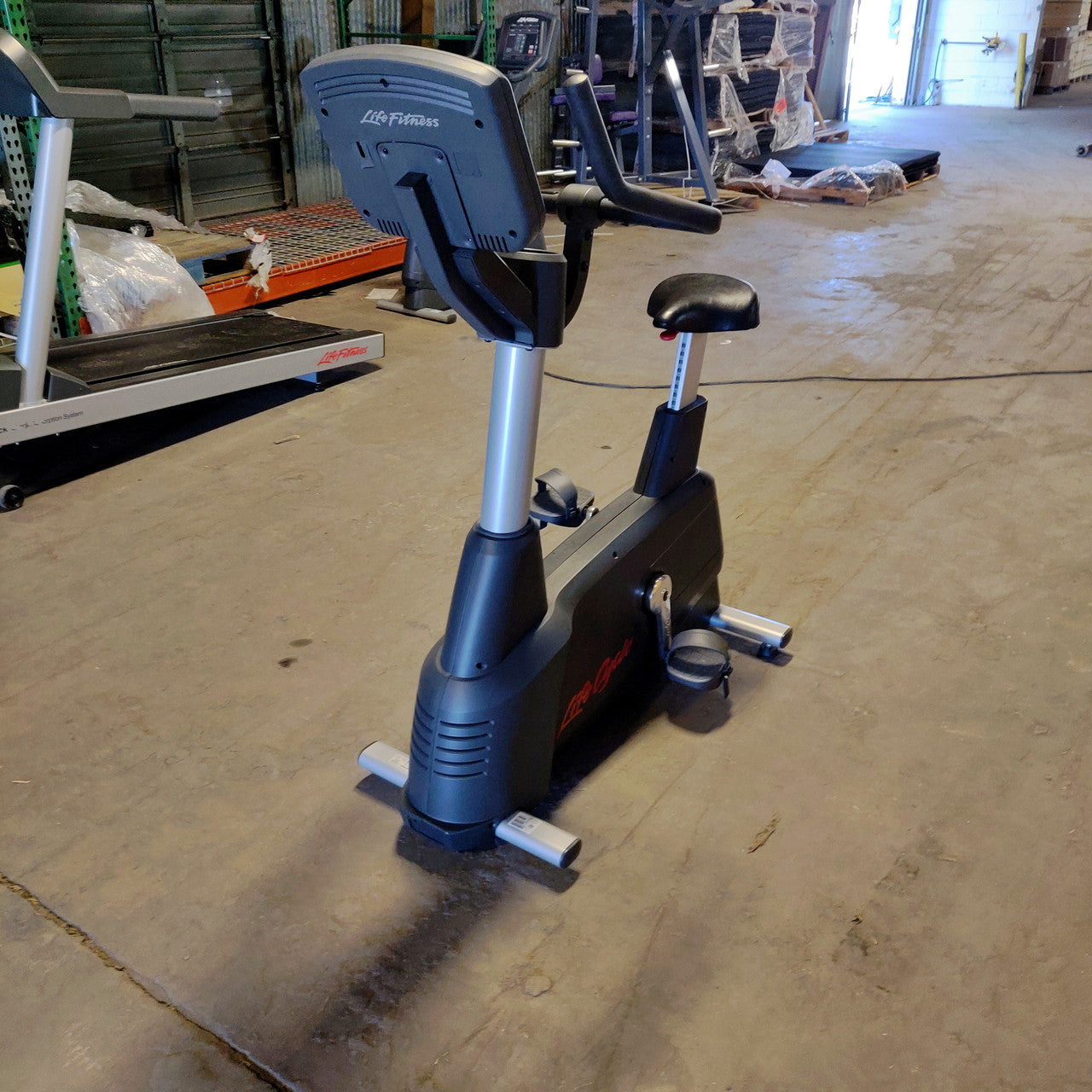 Life Fitness Upright Exercise Bike Activate Series Life Fitness Upright Exercise Bike Activate Series