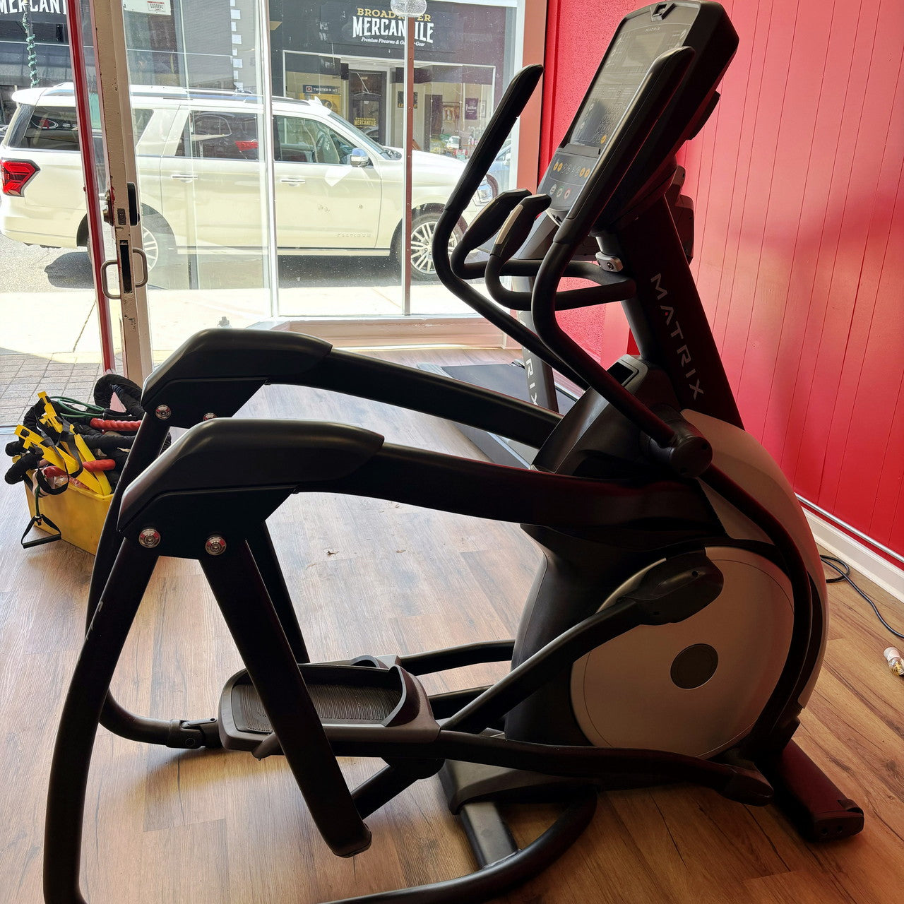 Matrix Elliptical Commercial Grade