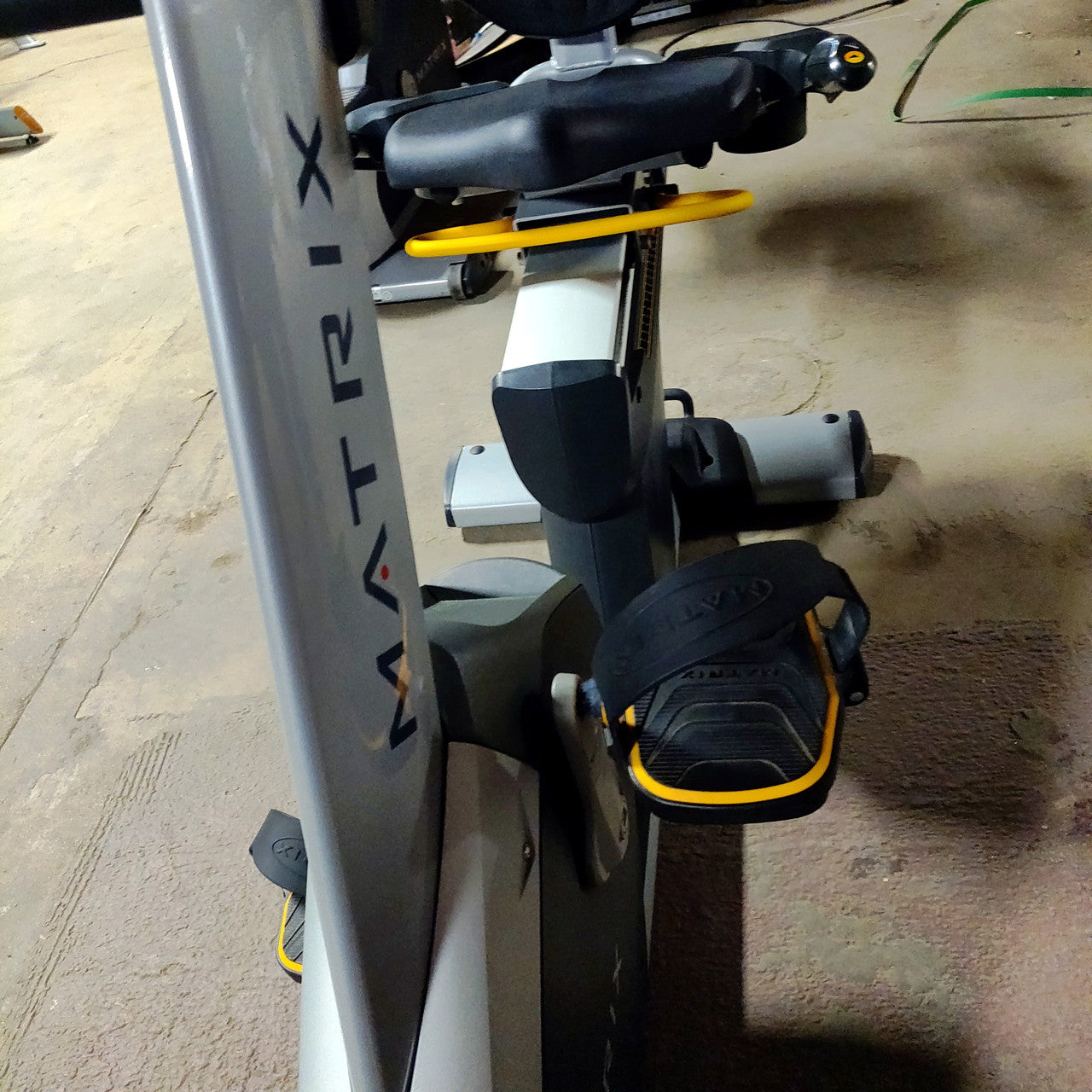 Matrix R7xi Recumbent Bike