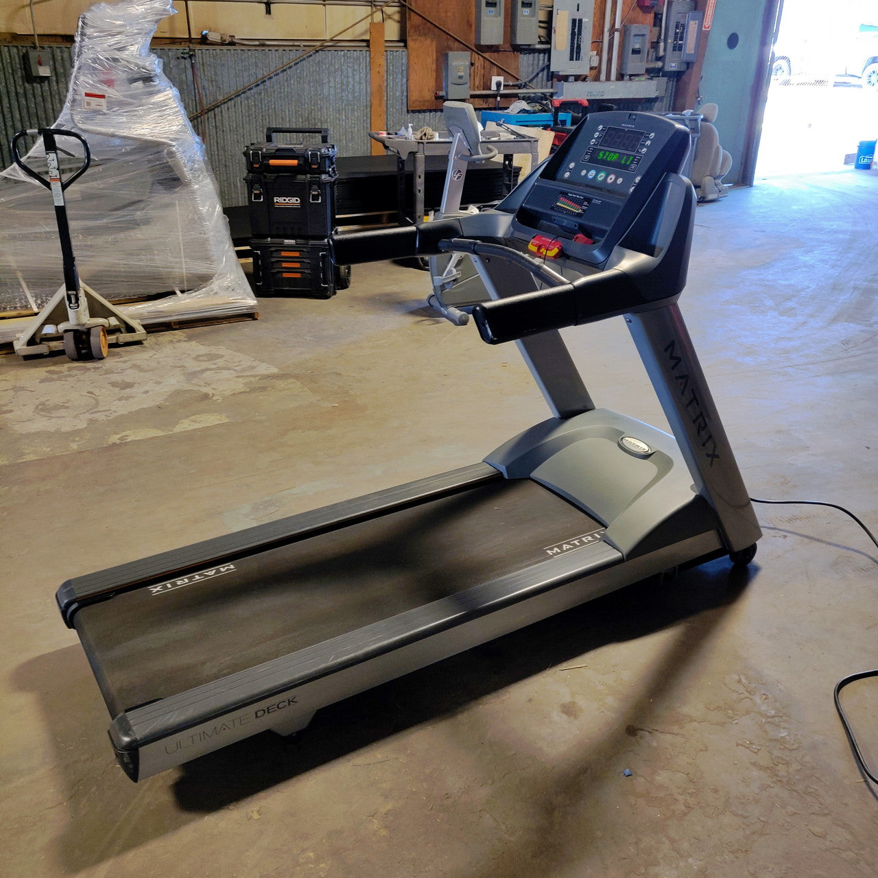 Matrix T1X Treadmill Commercial