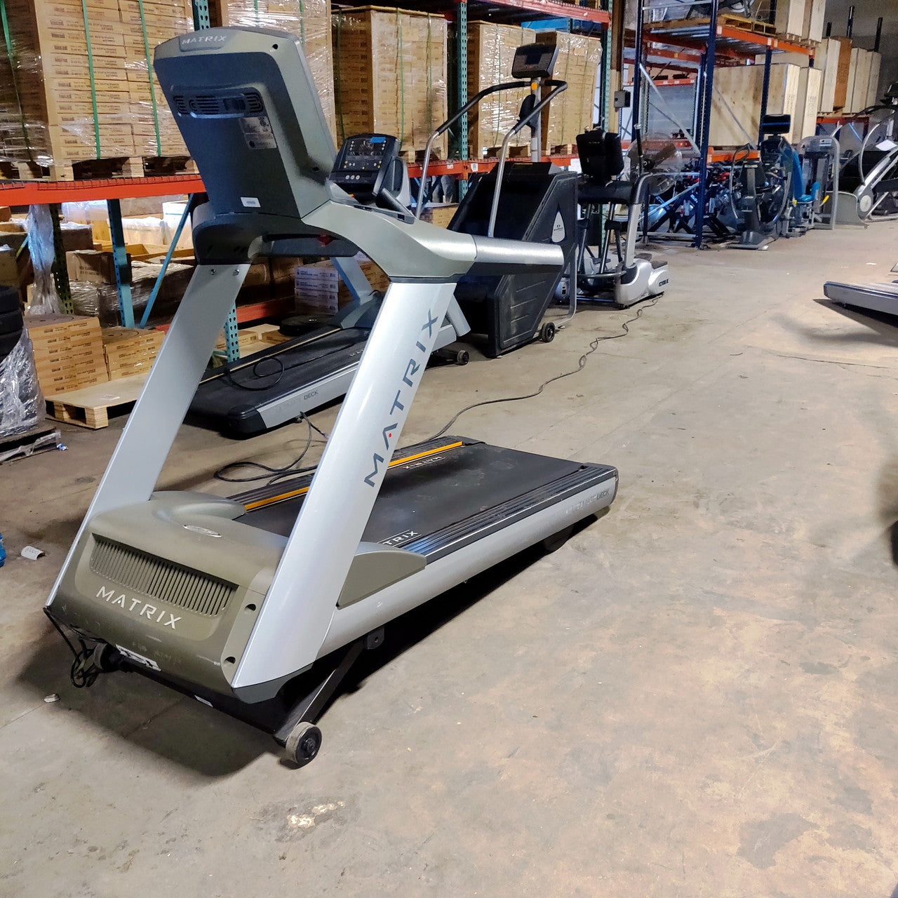 Matrix Treadmill T7x with Fully Interactive Screen