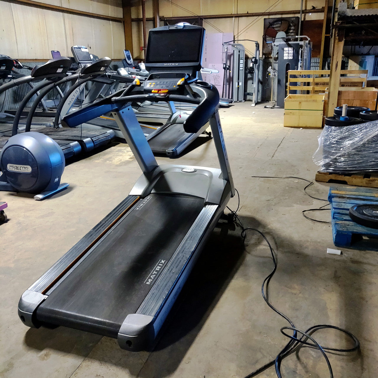 Matrix Treadmill T7x with Fully Interactive Screen