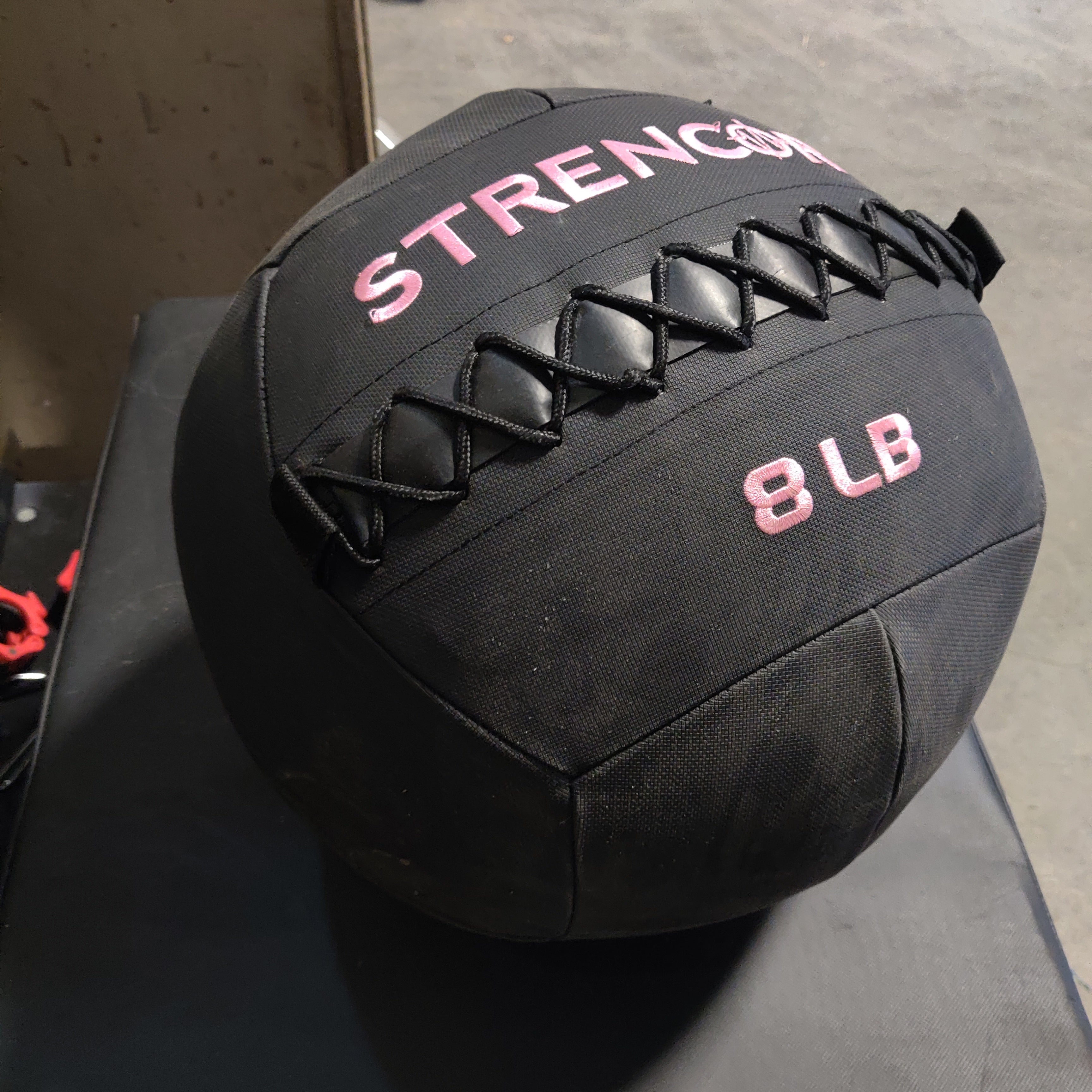 Medicine Ball Wall Ball 8lb