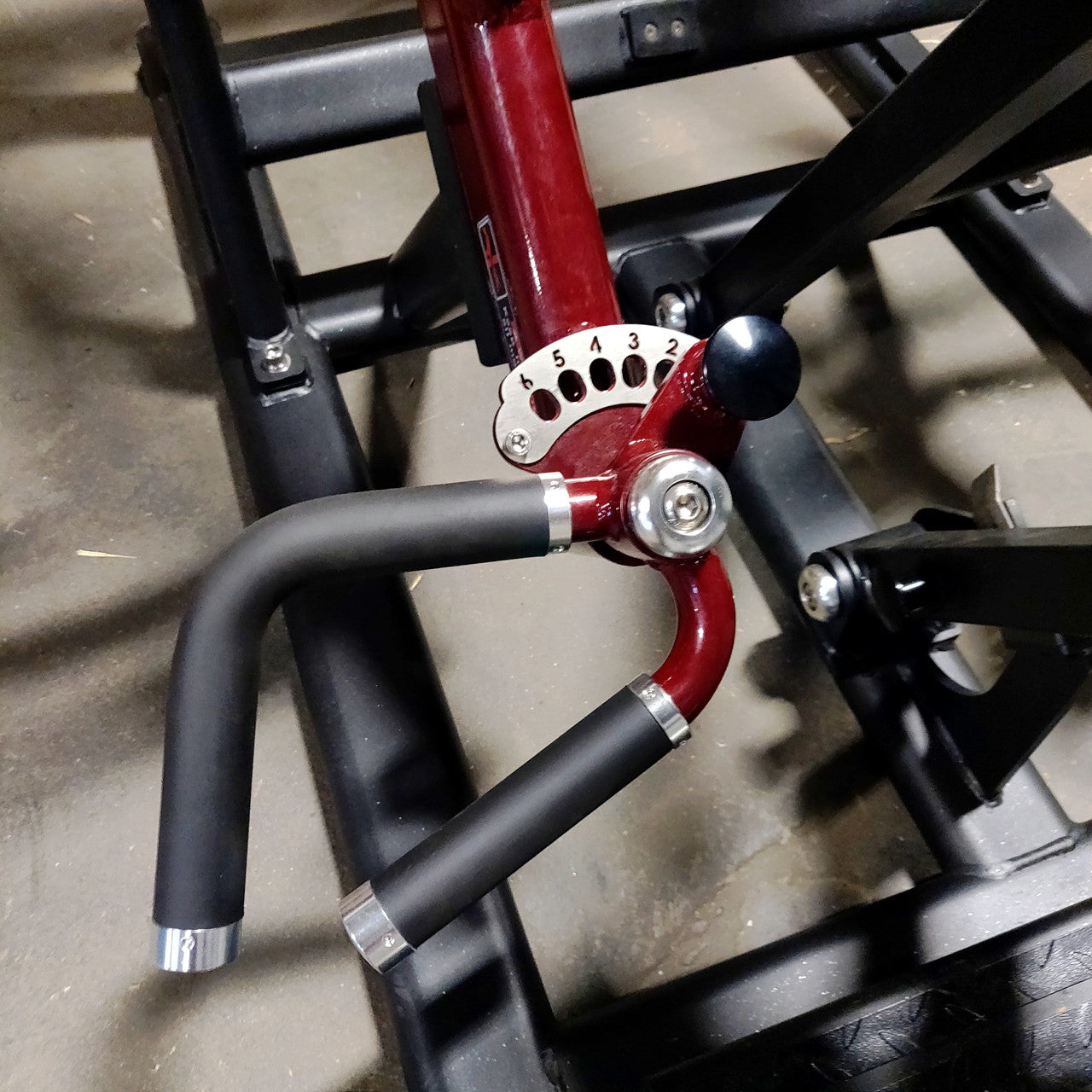 Muscle D Fitness Pro Strength Dynamic Row Plate Loaded