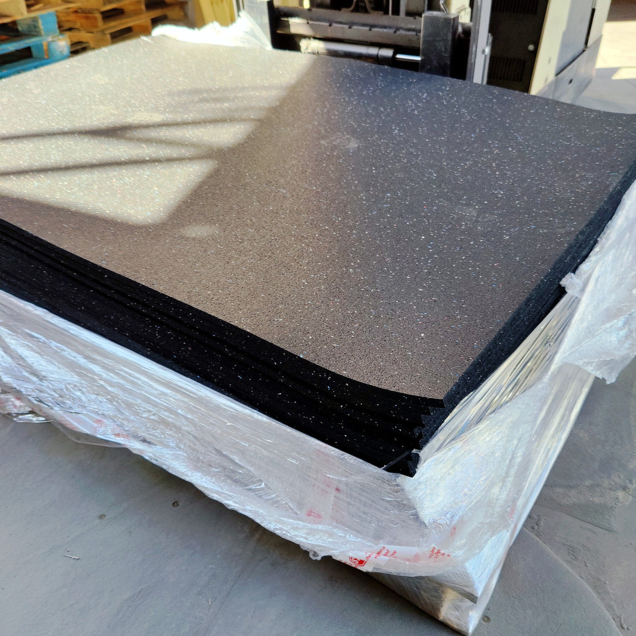 NEW 1/2" Premium Gym Flooring Mats 4' x 6' Confetti Fleck