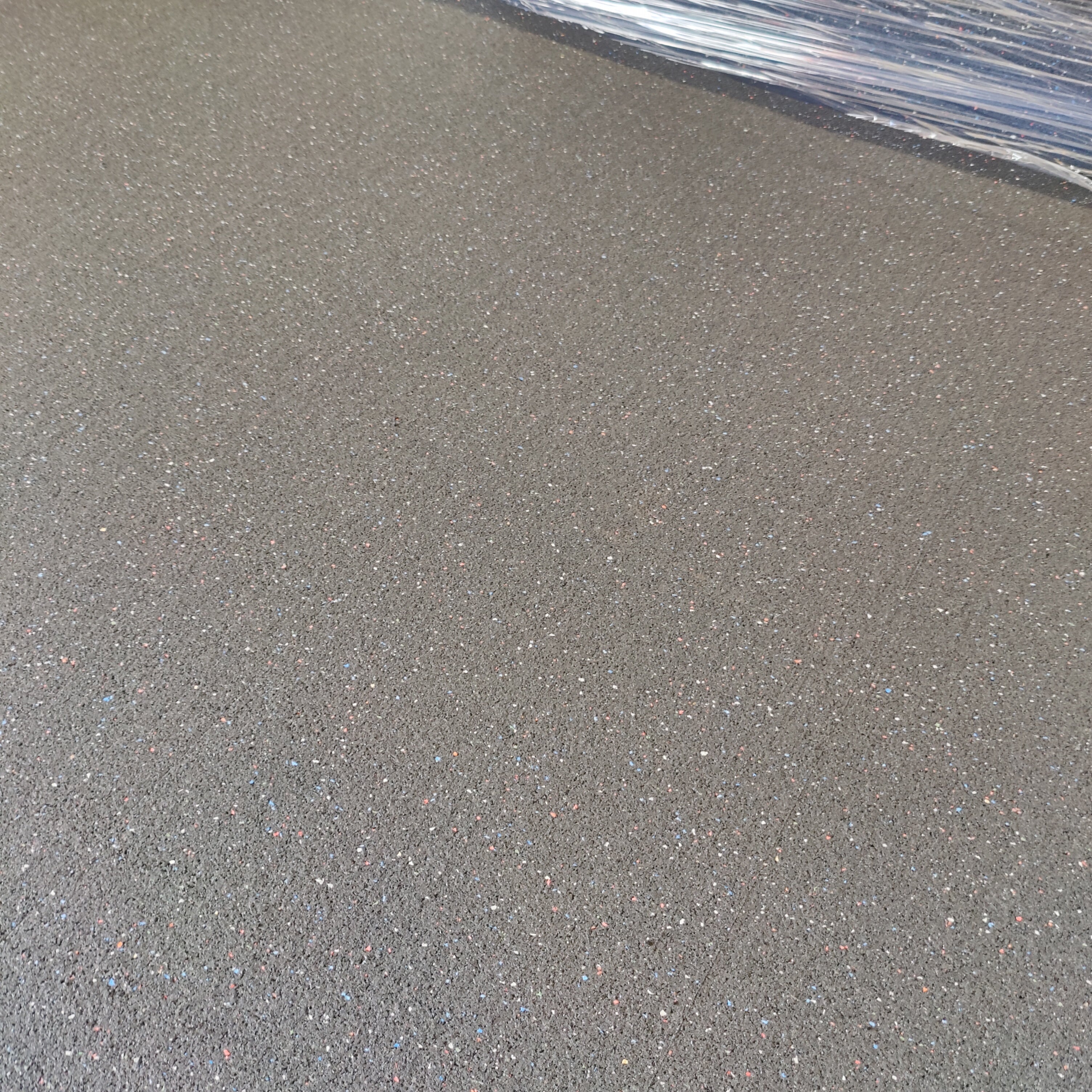 NEW 3/4" Premium Rubber Gym Flooring Mats and Rubber Mats 4' x 6'