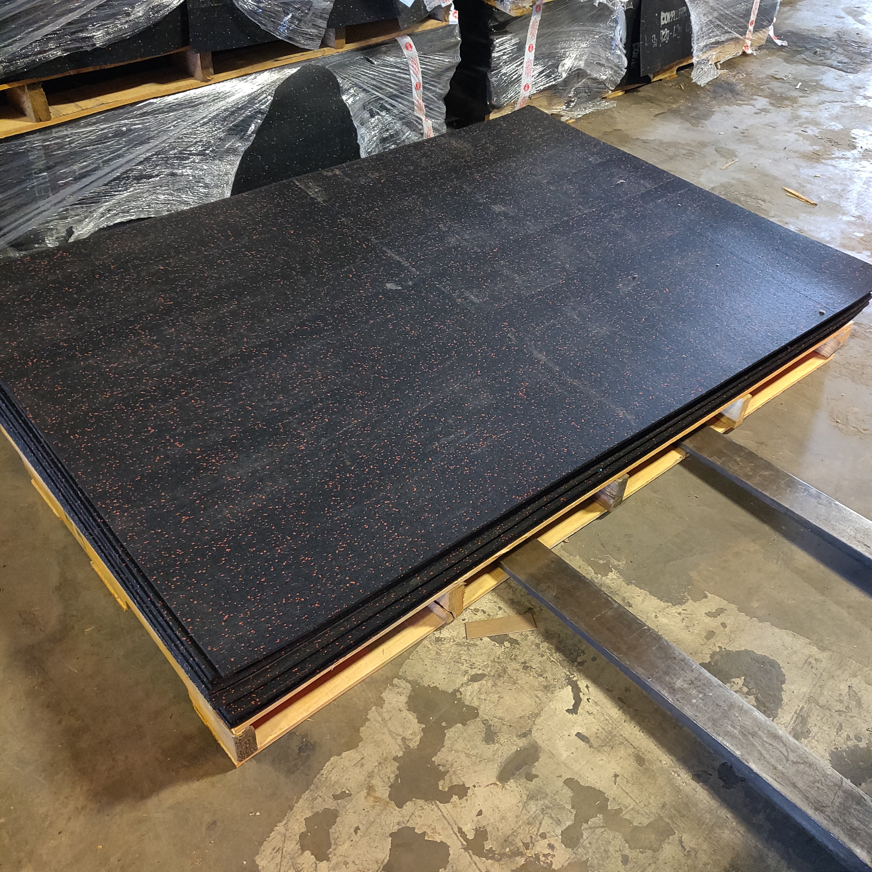 NEW 8mm Premium Gym Flooring Mats 4' x 6' (Blem)