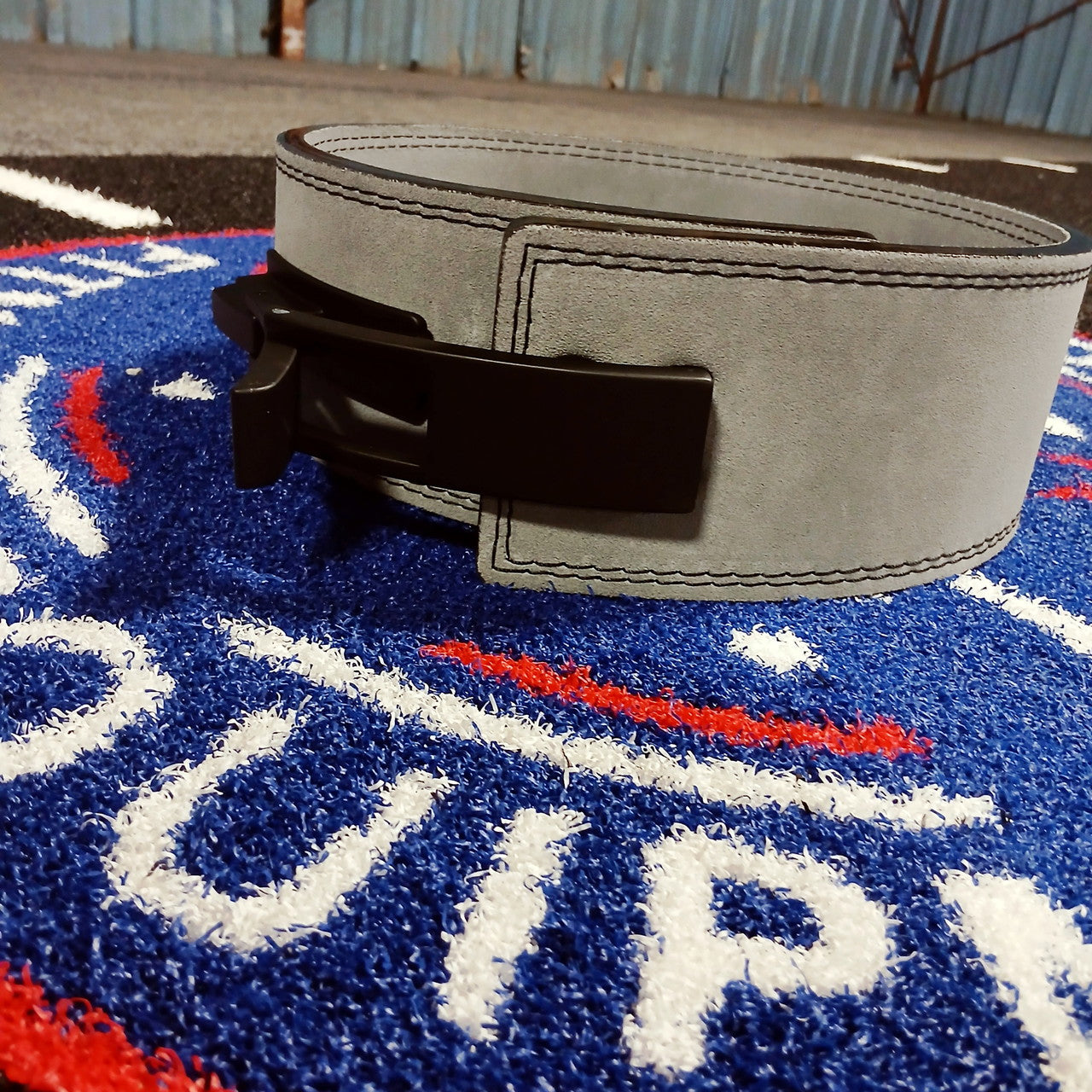 NEW GymReapers 10 mm Lever Belt W/ Lever Buckle Attachment in Gray Size Medium