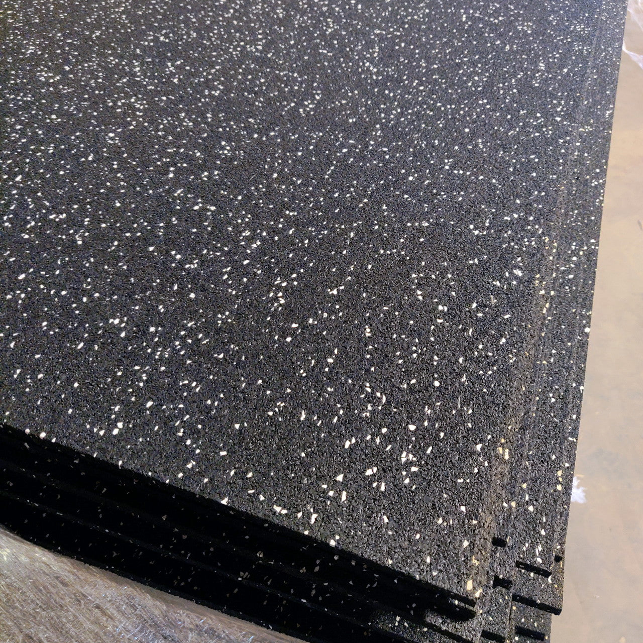 NEW Hammer Clad 8mm Premium Gym Flooring Mats 4' x 6' (Blem)