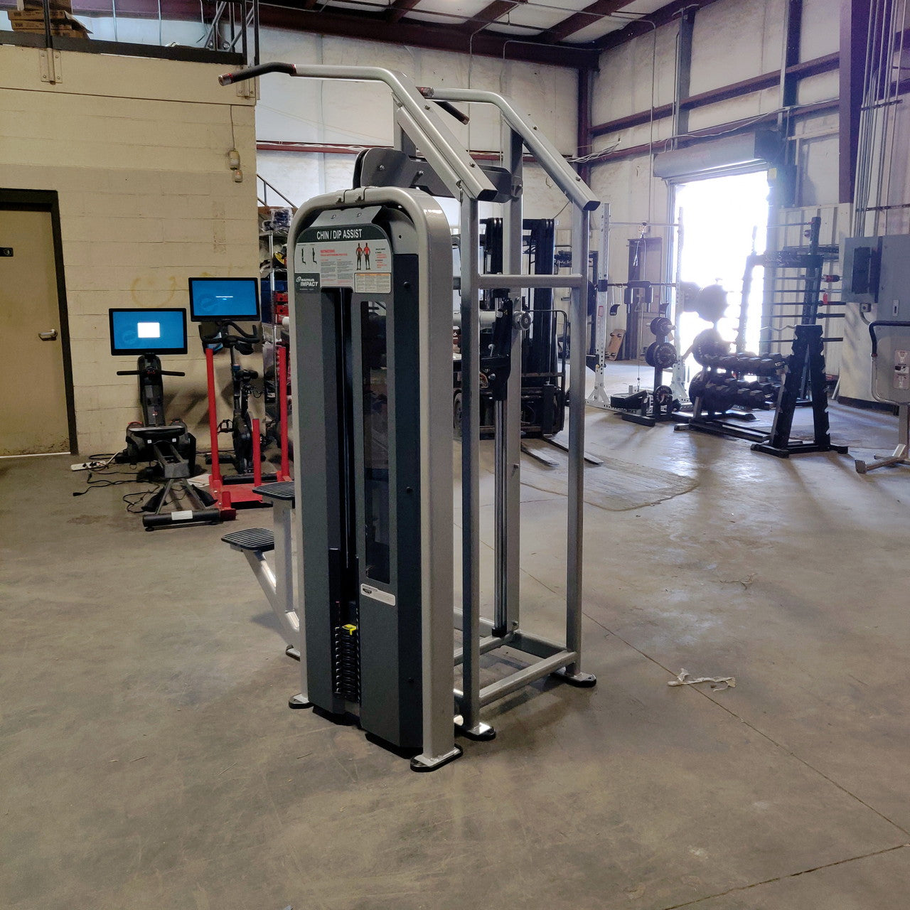 Nautilus Assisted Dip Machine (1 Year Old!)