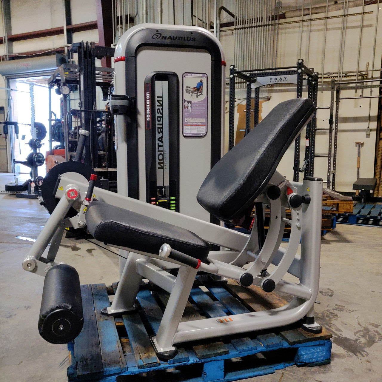 Nautilus Inspiration Leg Extension Commercial Grade