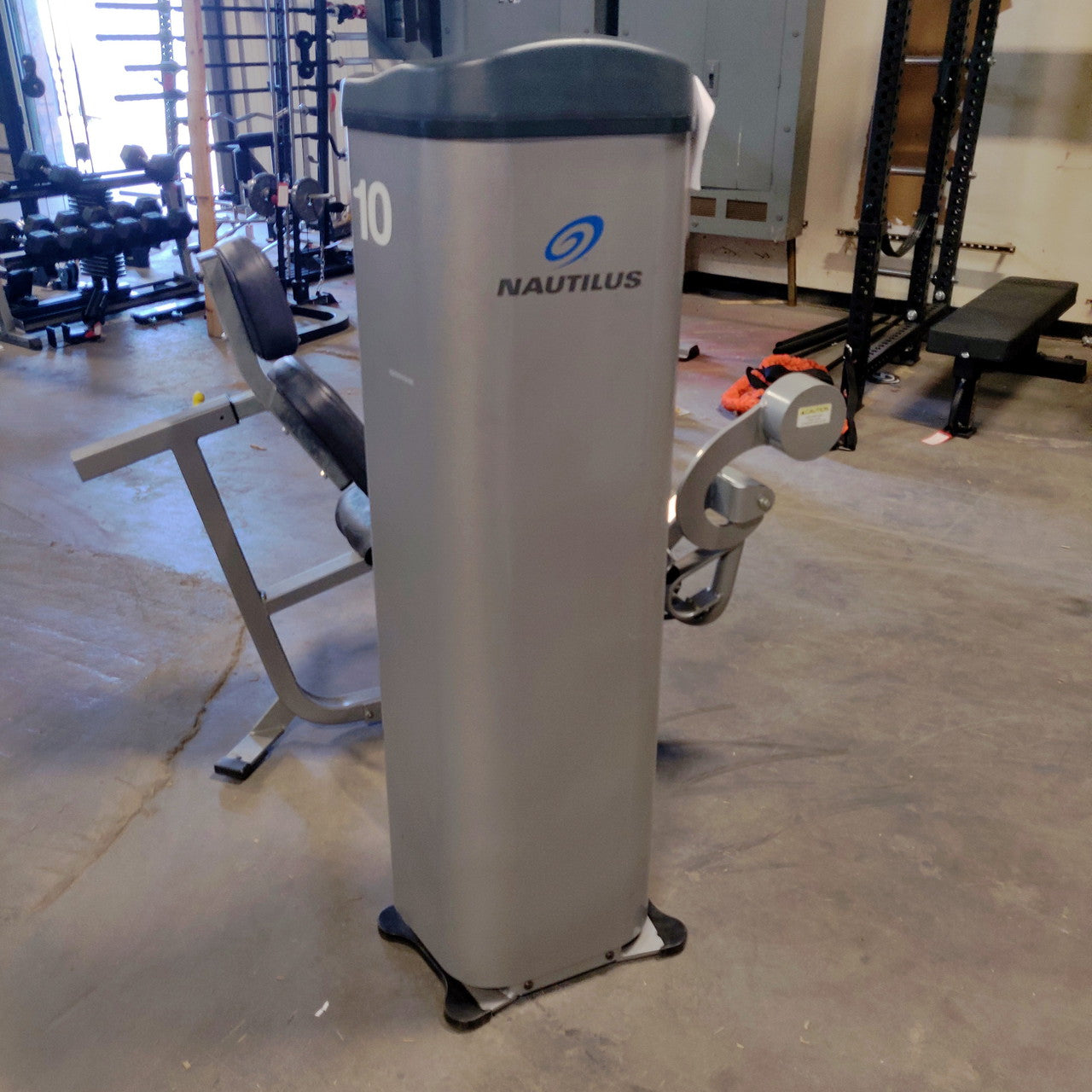 Nautilus Leg Extension Steel Series