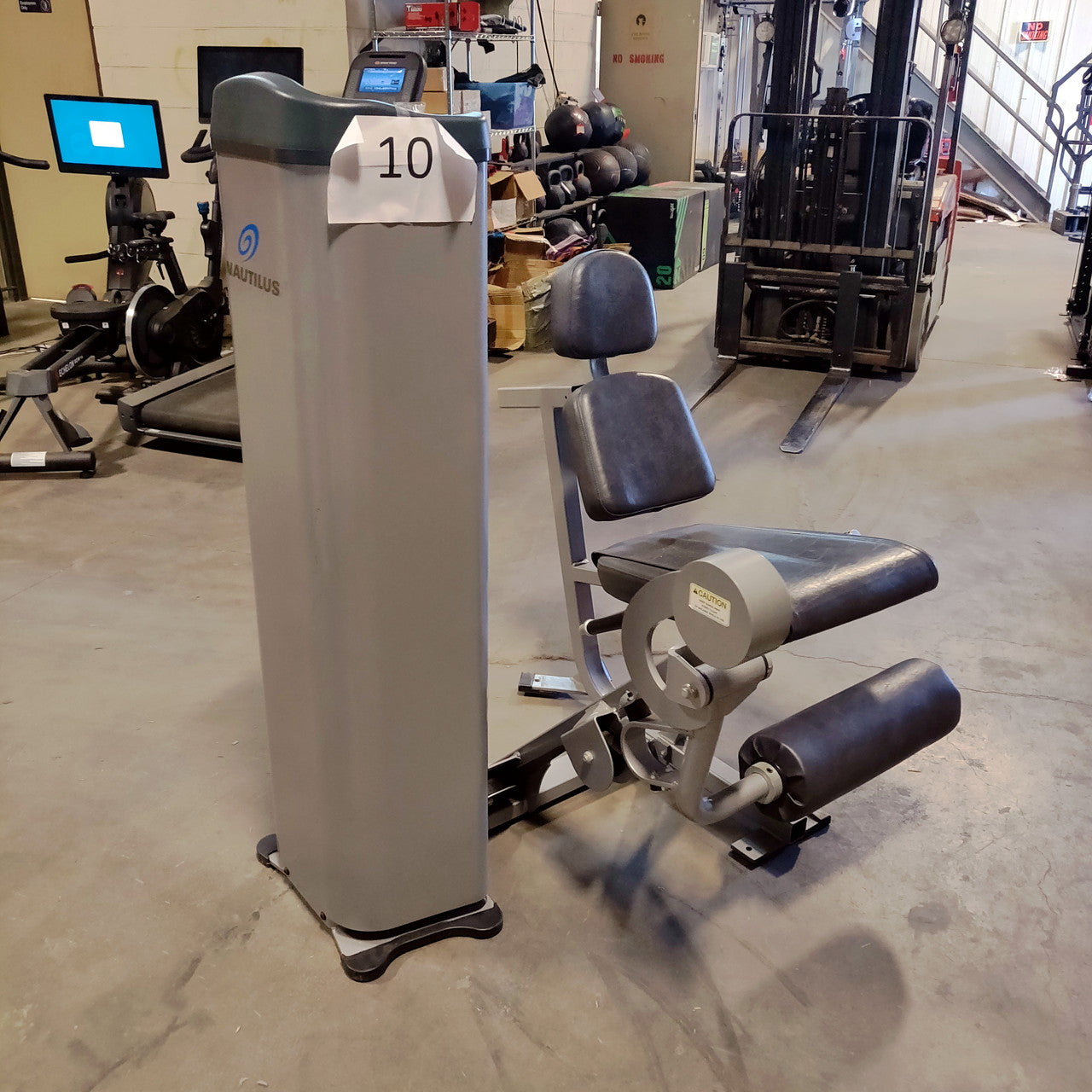 Nautilus Leg Extension Steel Series