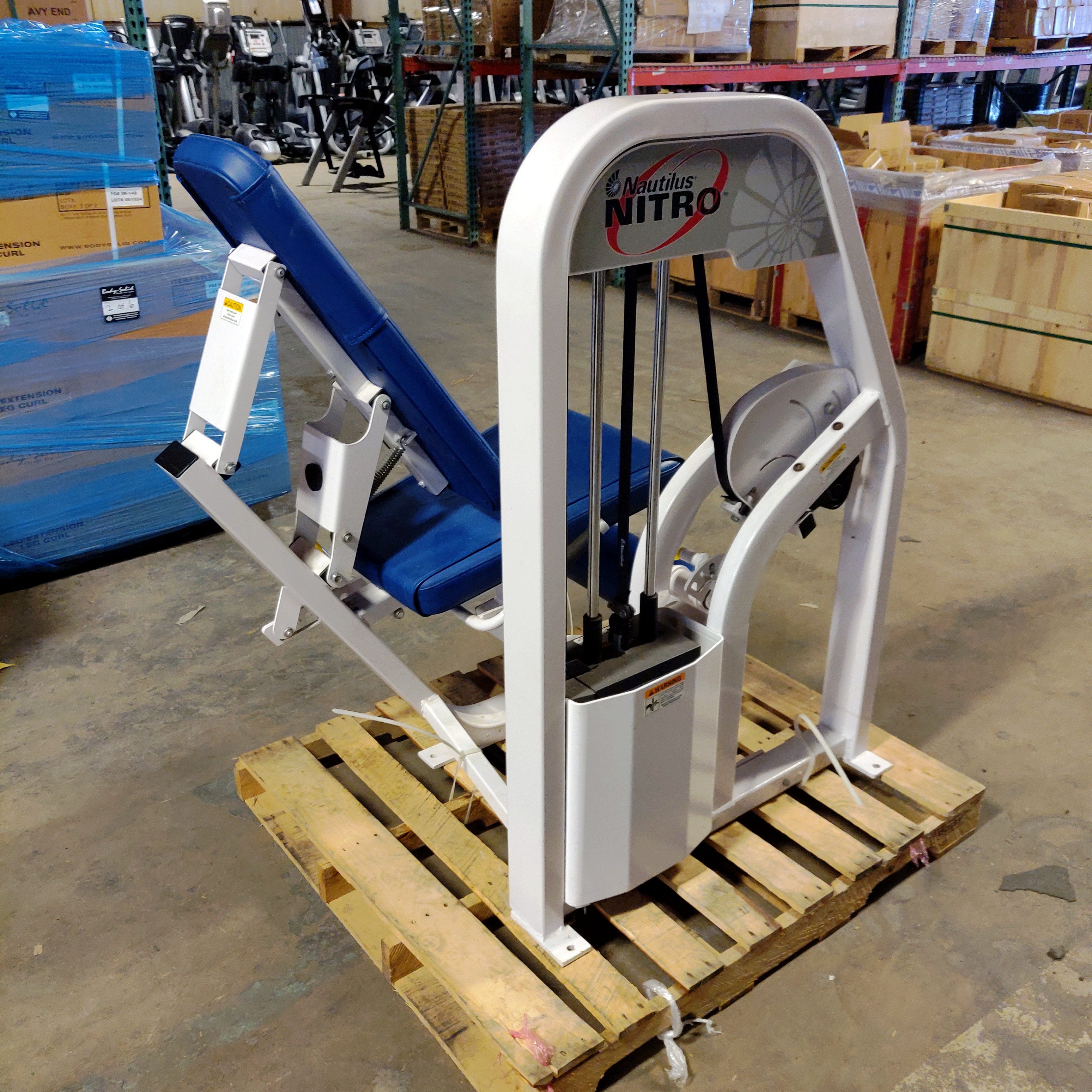Nautilus Nitro Leg Extension