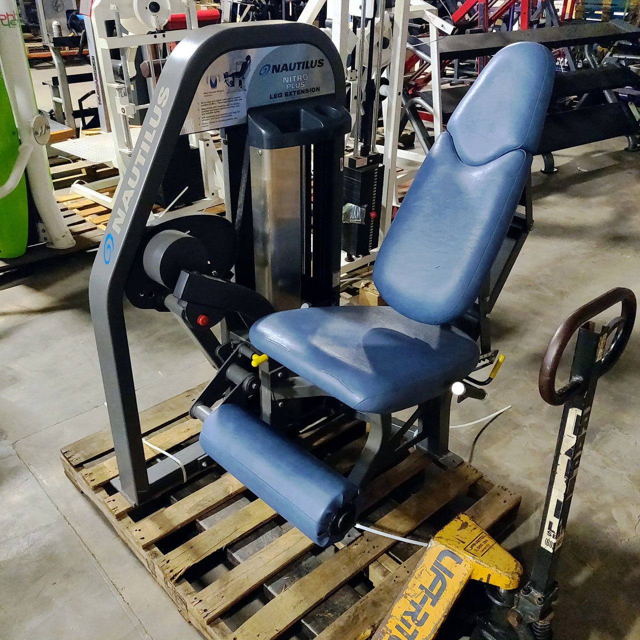 Nautilus Nitro Plus Leg Extension