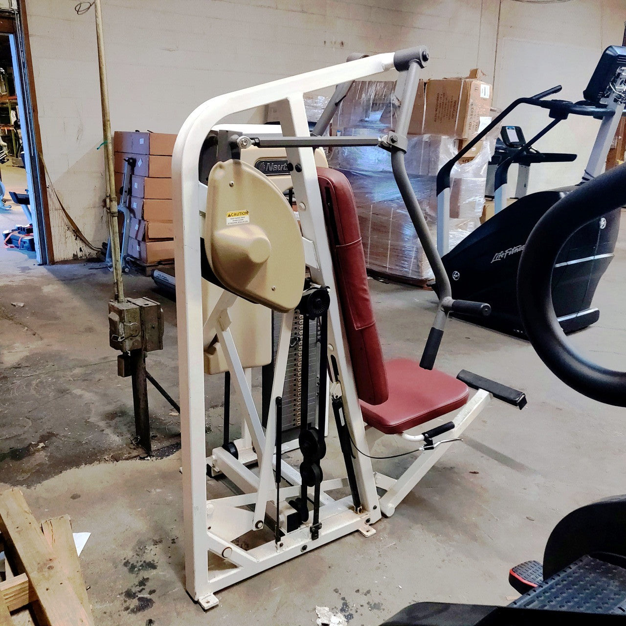 Nautilus Vertical Chest Press 2ST NS2VC