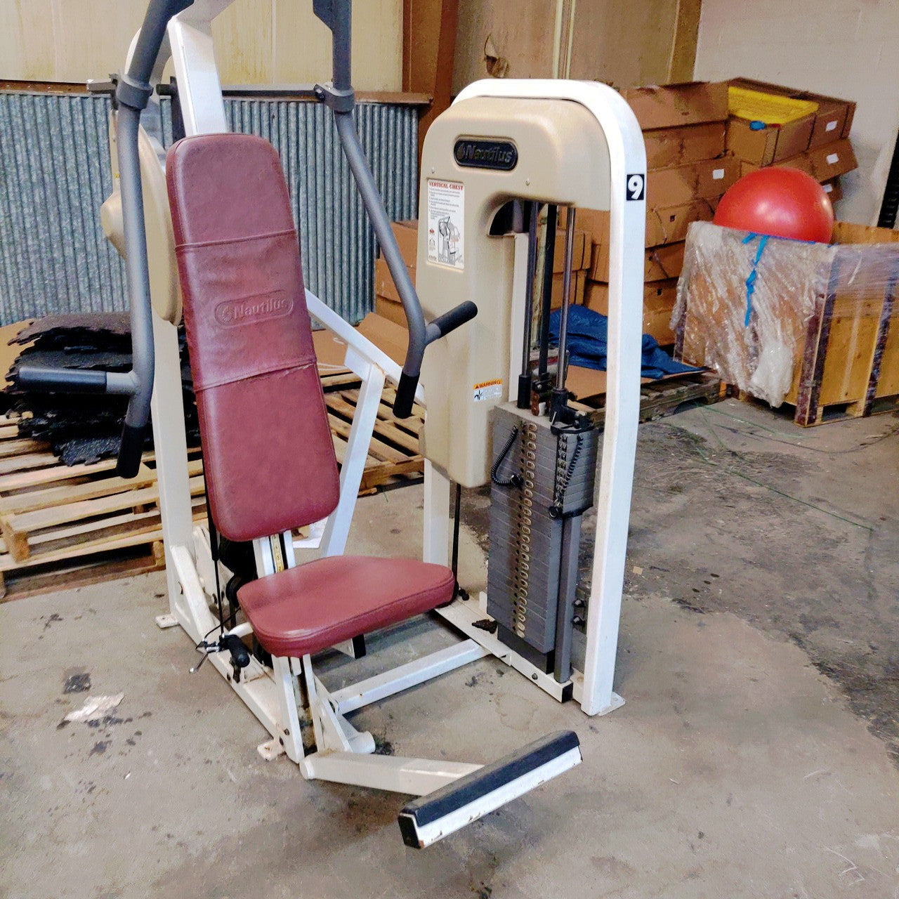 Nautilus Vertical Chest Press 2ST NS2VC