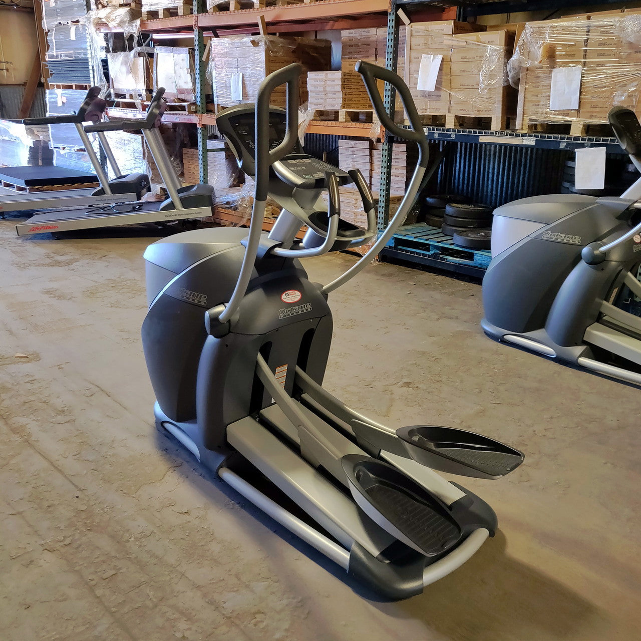 Octane Elliptical Pro 3700C