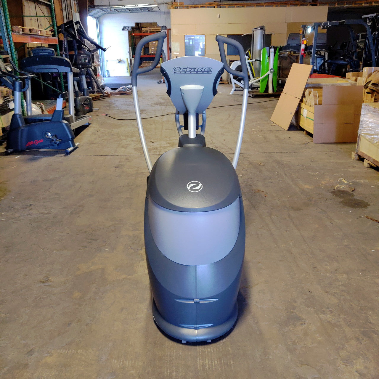 Octane Elliptical Pro 3700C